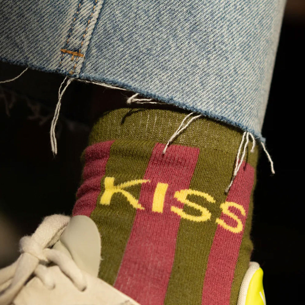 
                      
                        Pukas-Surf-Shop-Socks-Billybelt-Stripped-Kiss-Green-Pink
                      
                    