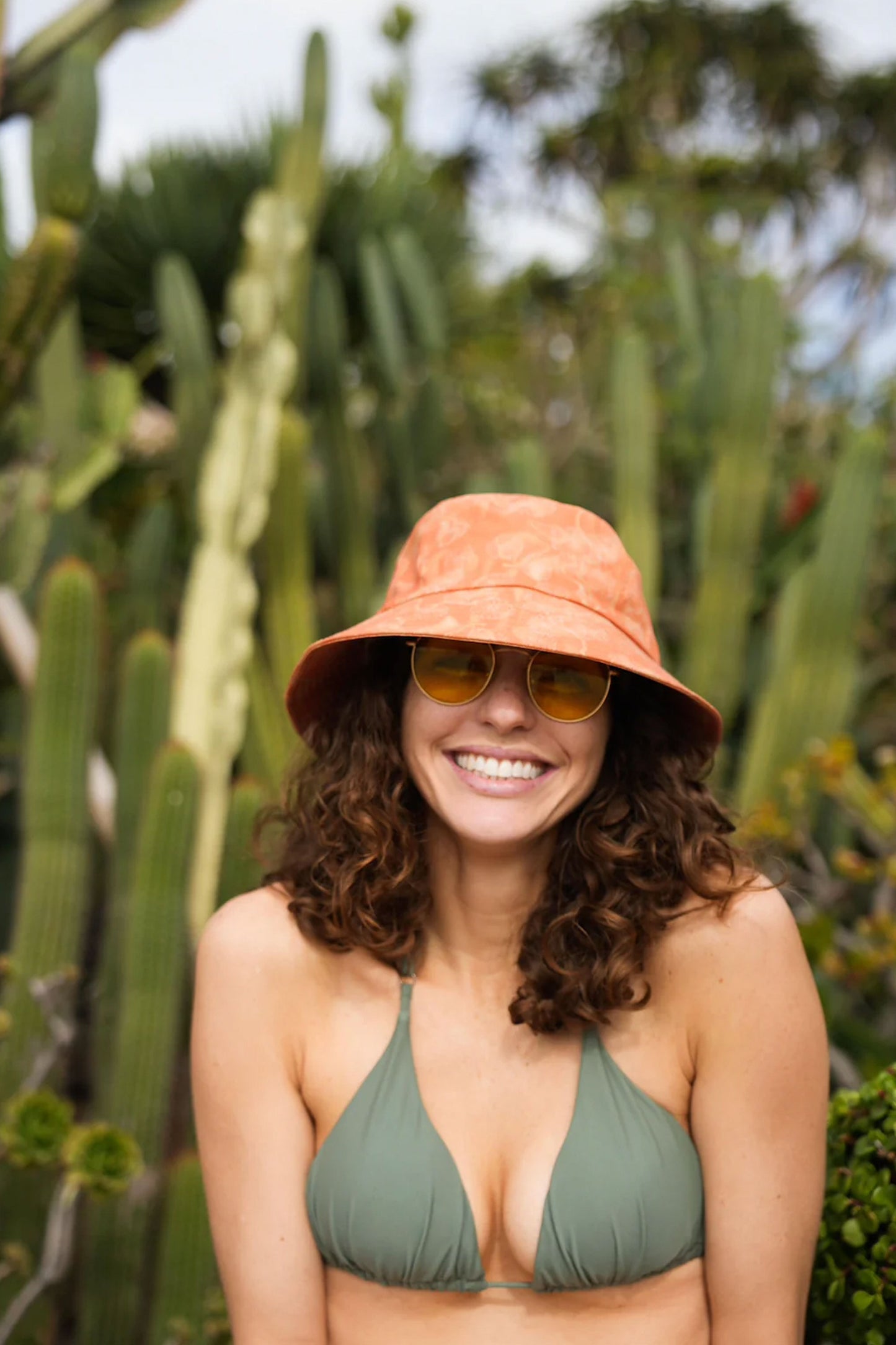 Pukas-Surf-Shop-Surf-Hat-Sola-The-Label-Flora-Orange