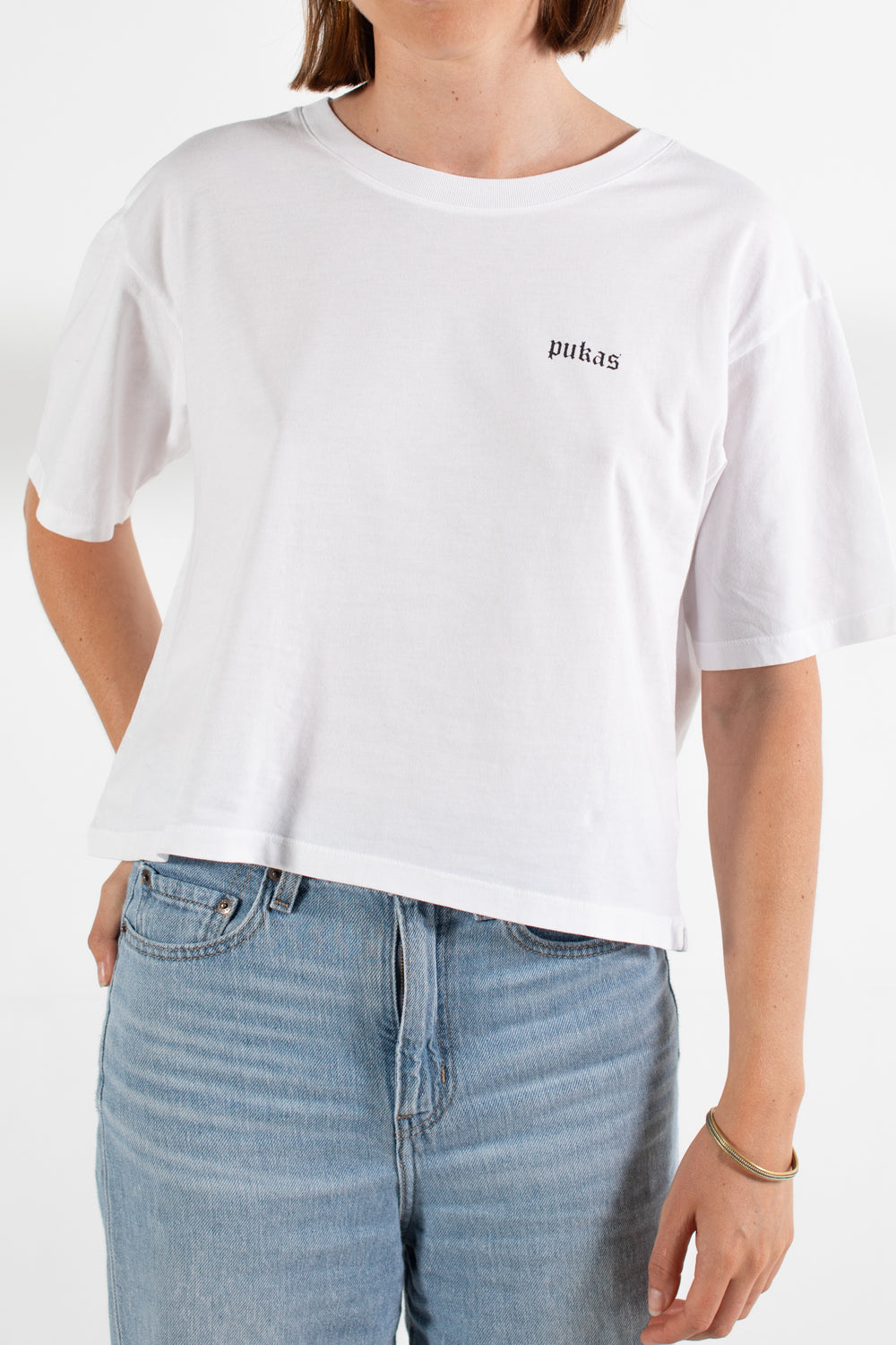 Pukas-Surf-Shop-Surfing-The-Basque-Country-tee-woman-More-Surfing-white