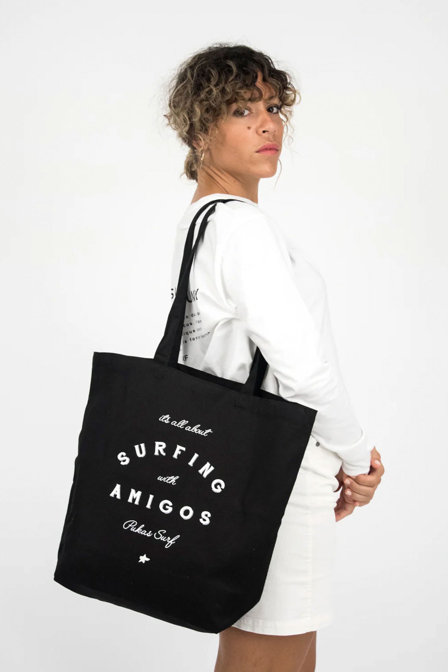 SURFING THE BASQUE COUNTRY - SURFING WITH AMIGOS TOTE