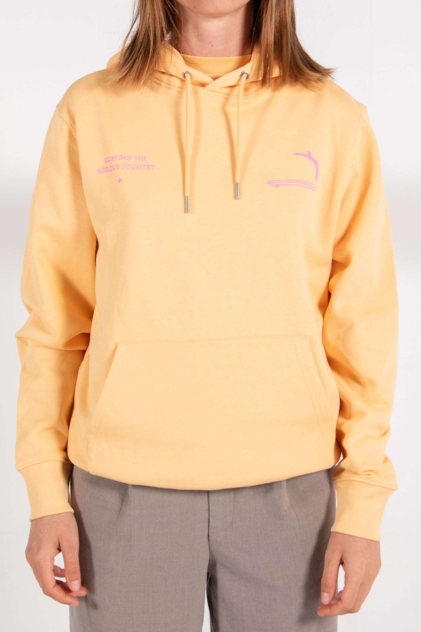 Pukas-Surf-Shop-Surfing-with-amigos-corrientes-hoodie-woman-orange