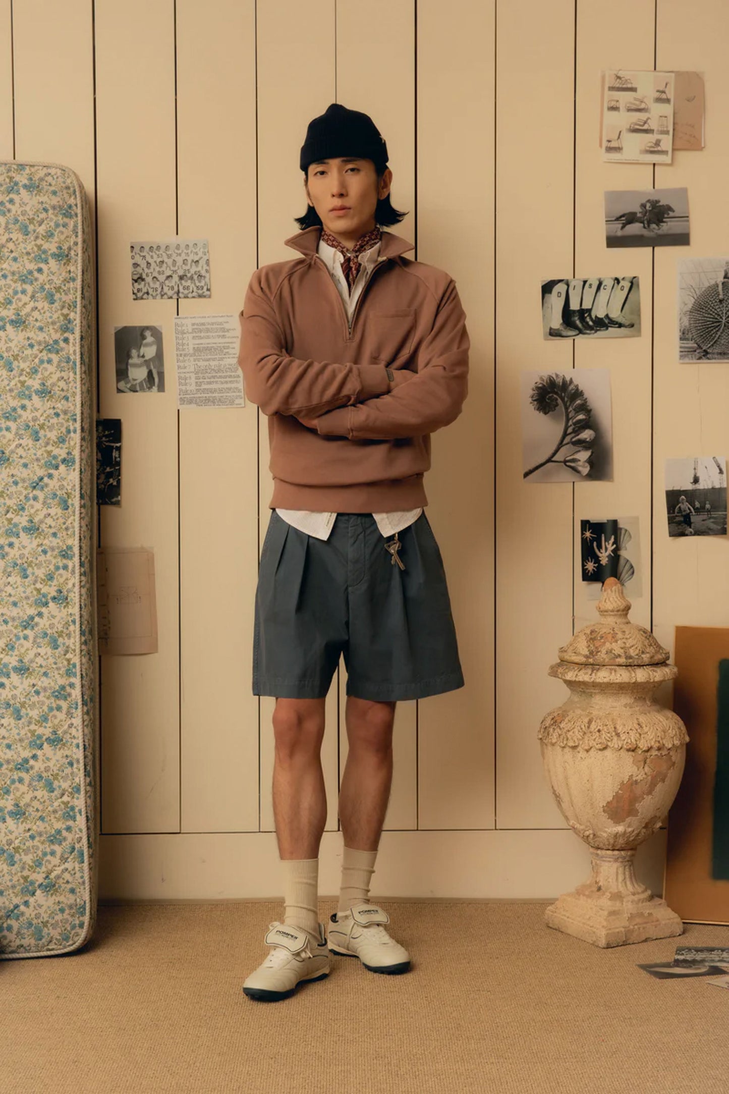 Pukas-Surf-Shop-Sweater-Man-Pompeii-Fudge-Pocket-Brown