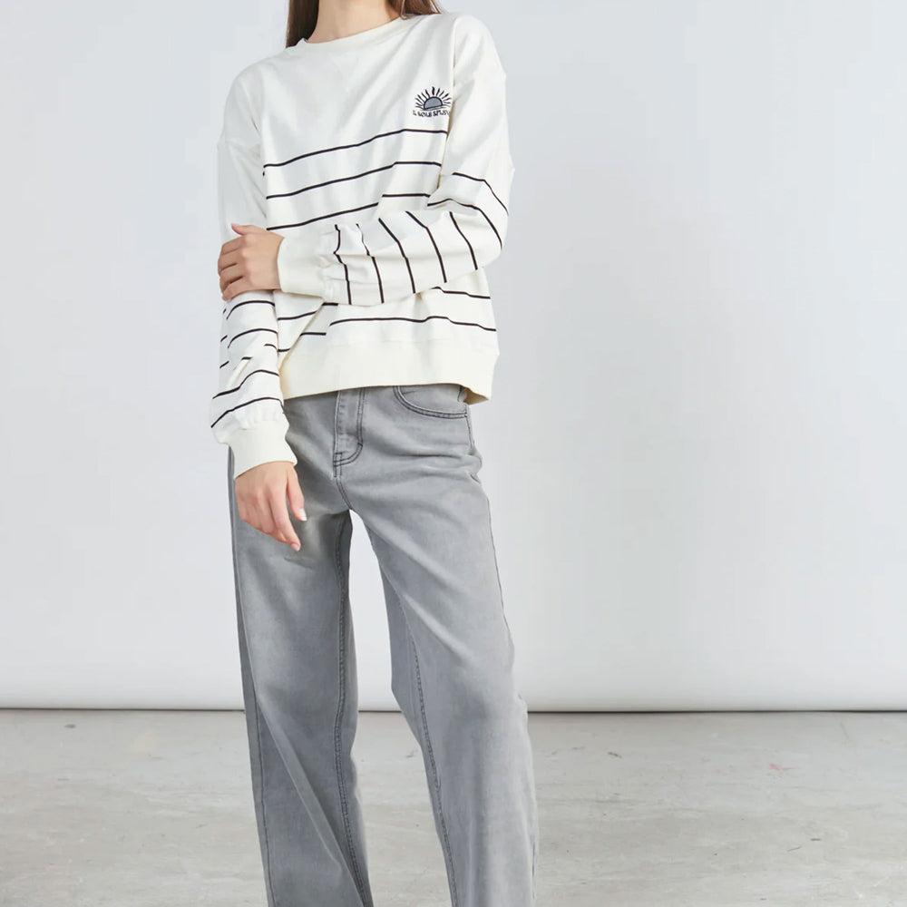 
                      
                        Pukas-Surf-Shop-Sweater-Woman-24Colours-White-Stripes-3
                      
                    