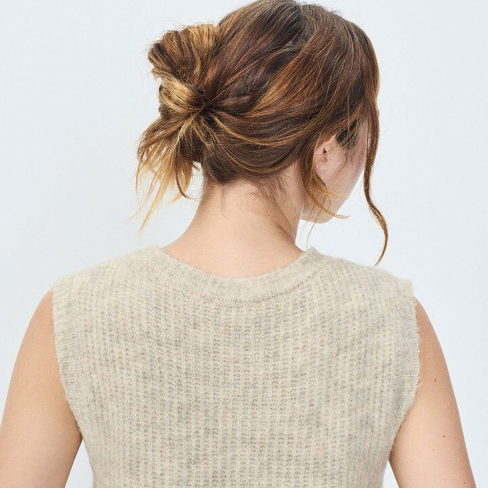 Pukas-Surf-Shop-Sweater-Woman-American-Vintage-East-Beige