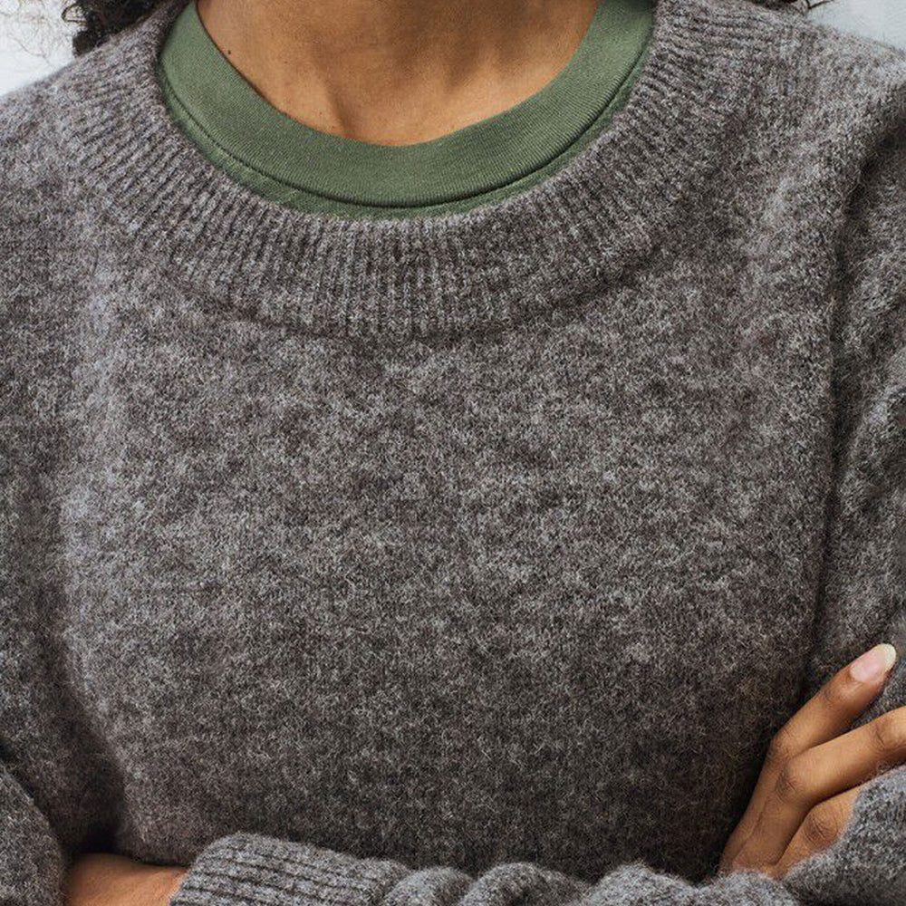 
                      
                        Pukas-Surf-Shop-Sweater-Woman-American-Vintage-Vitow-Grey
                      
                    