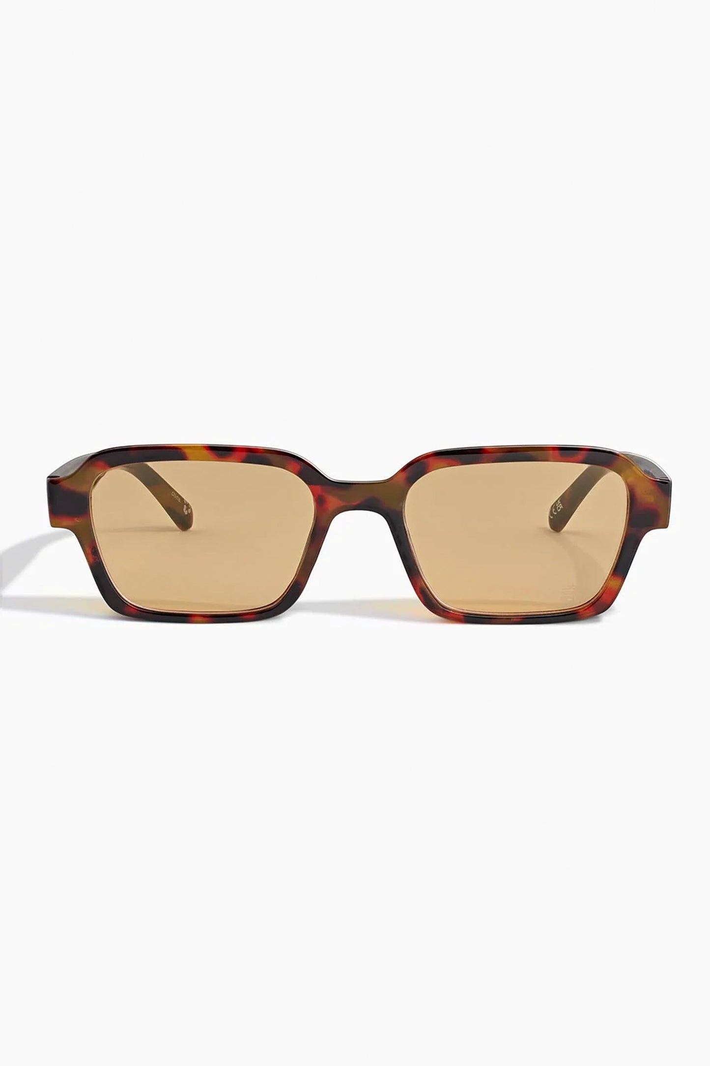 Pukas-Surf-Shop-Szade-eyewear-booth-pinta-tortoise-acid