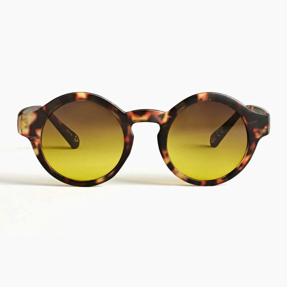 
                      
                        Pukas-Surf-Shop-Szade-eyewear-lazenby-spiced-chestnut
                      
                    