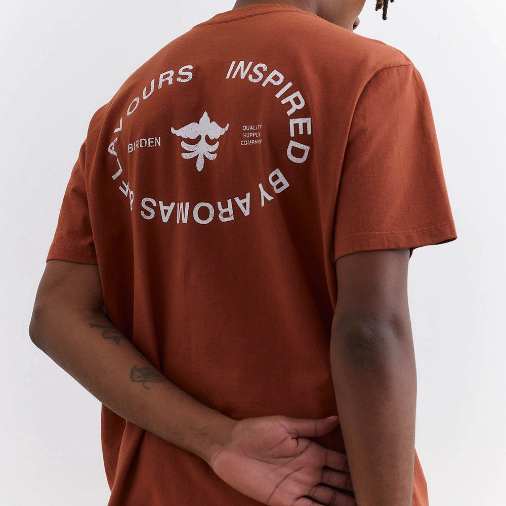 Pukas-Surf-Shop-Tee-Man-Birden-Bouclier-Terre-Brown