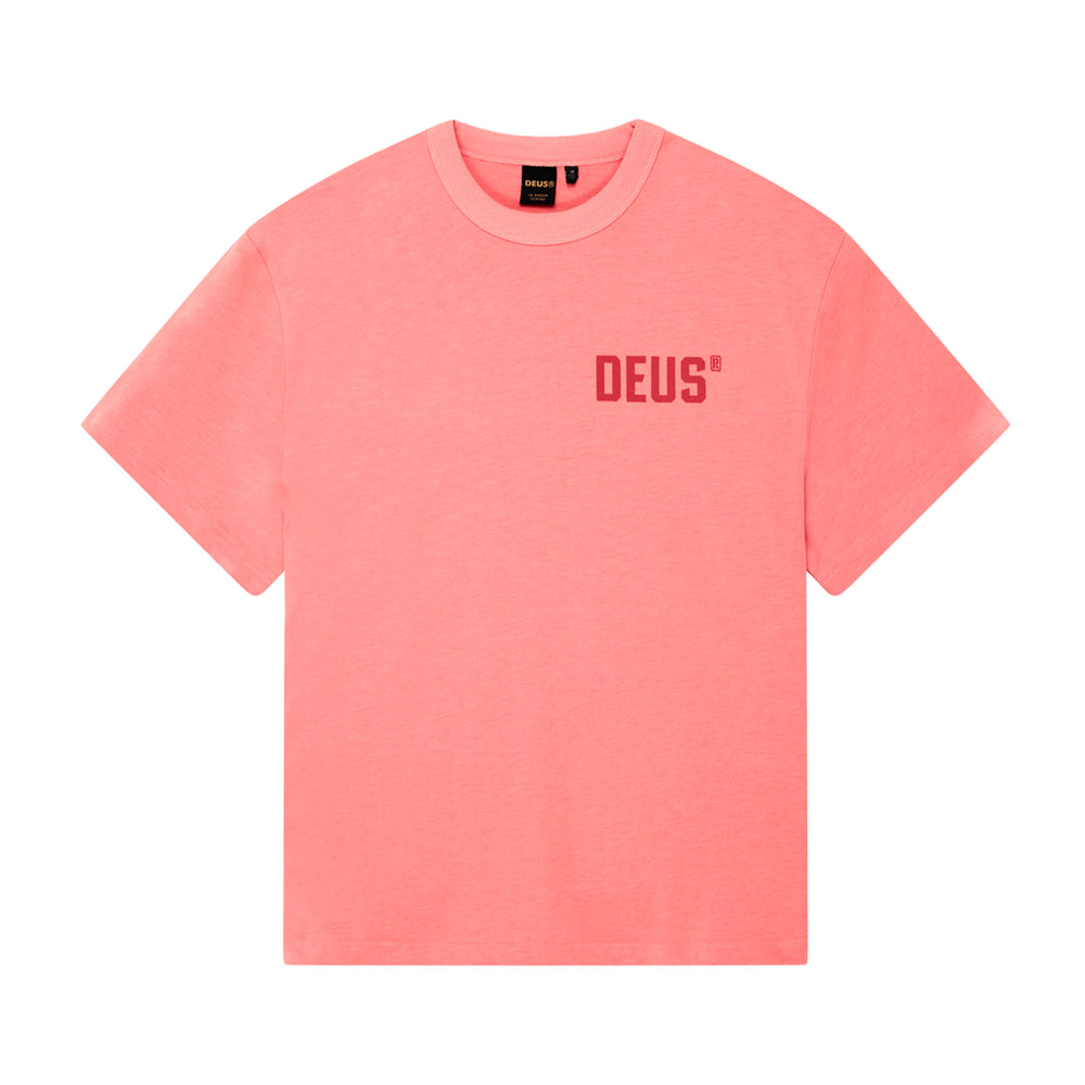 
                      
                        Pukas-Surf-Shop-Tee-Man-Deus-Hemlock-Latana
                      
                    