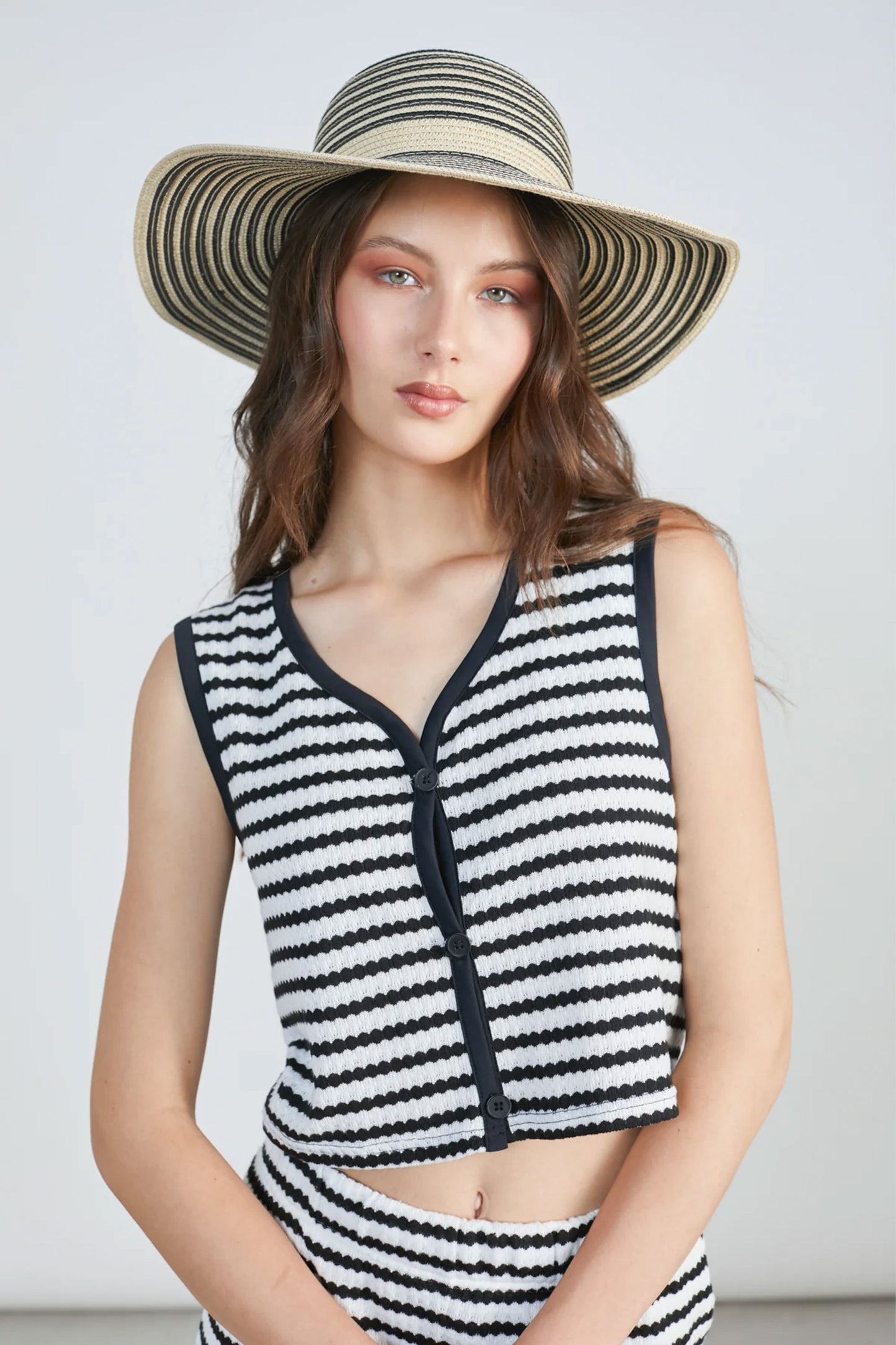 Pukas-Surf-Shop-Top-24-Colours-12357-Black-Stripes