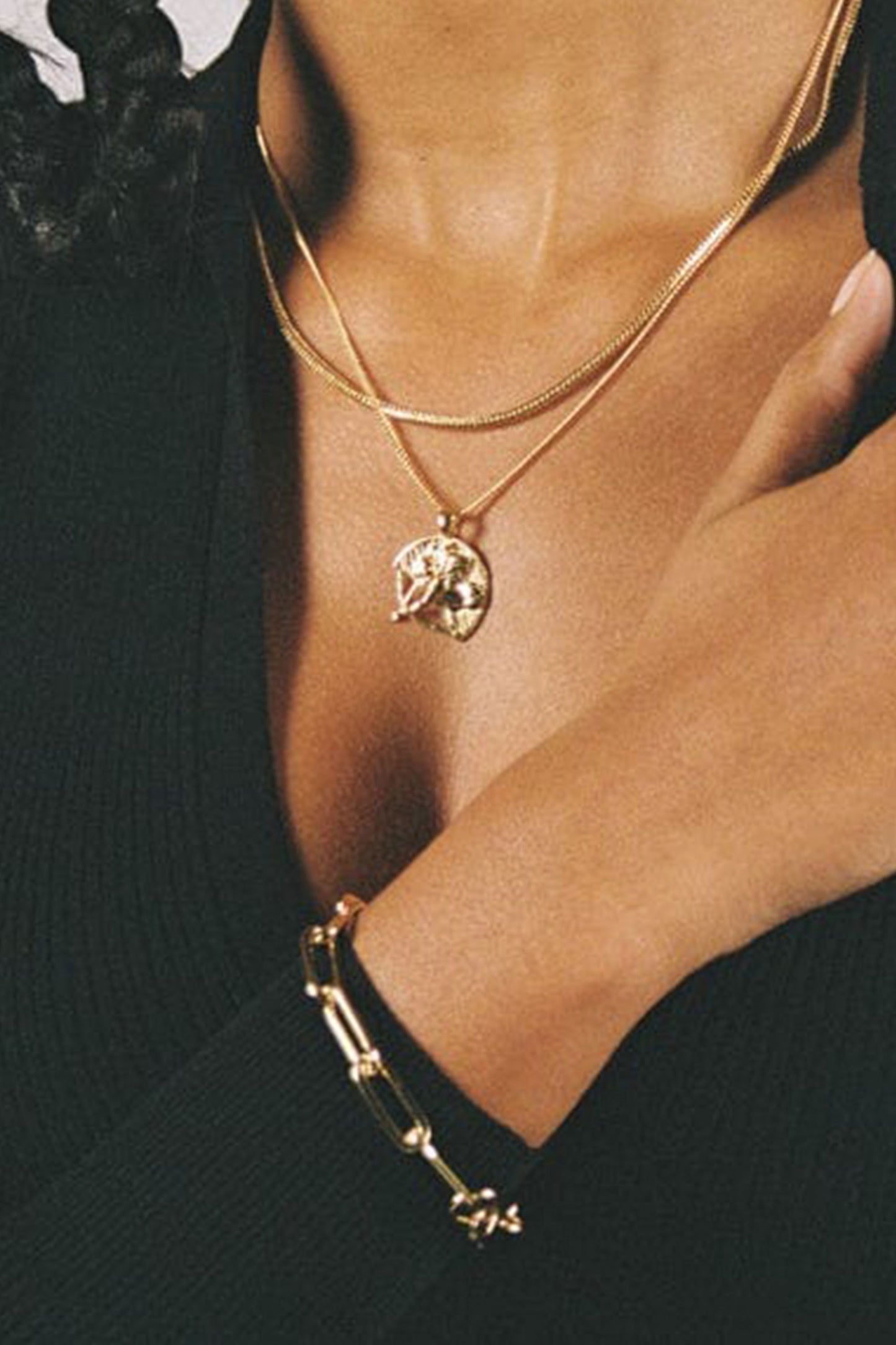 Pukas-Surf-Shop-TwoJeys-TwoJeys-Cupid-Necklace-gold