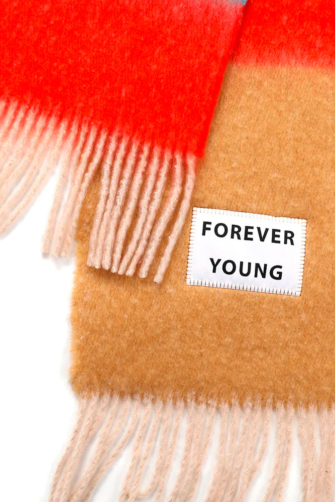 Pukas-Surf-Shop-Verb-to-do-forever-young