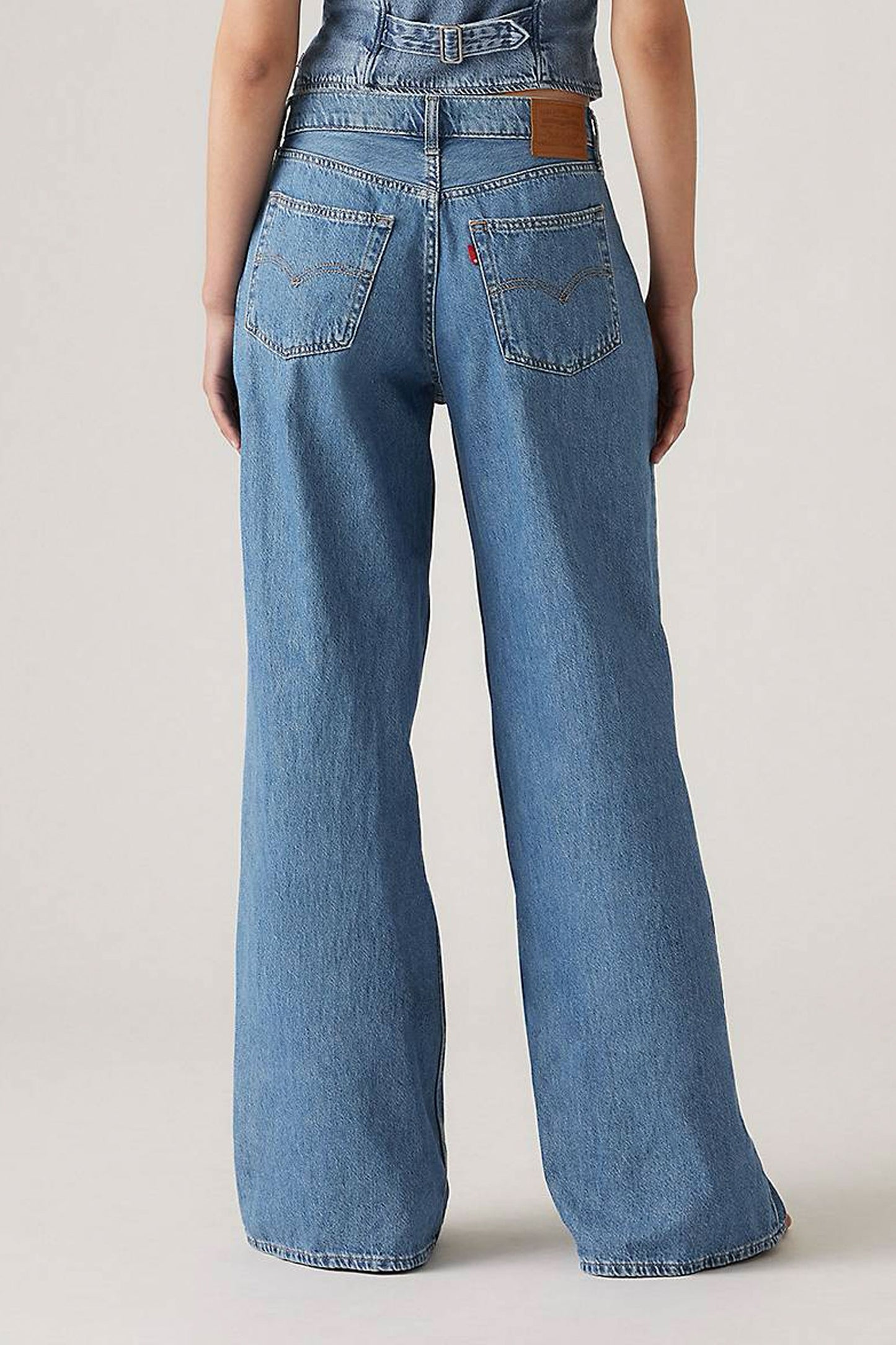 Pukas-Surf-Shop-WOMAN-pants-LEVIS-DAD-WIDE-LEG-LIGHTWEIGHT