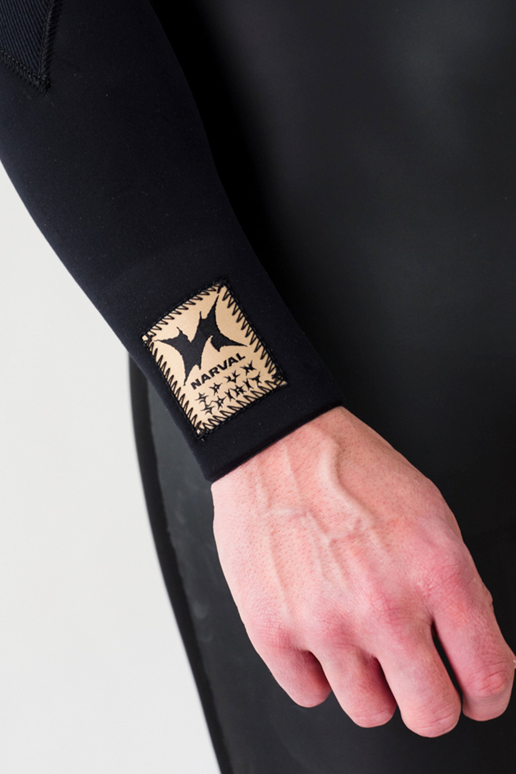 Narval x Spun Spirit 3/2mm Fullsuit - Black | Shop at PUKAS SURF SHOP