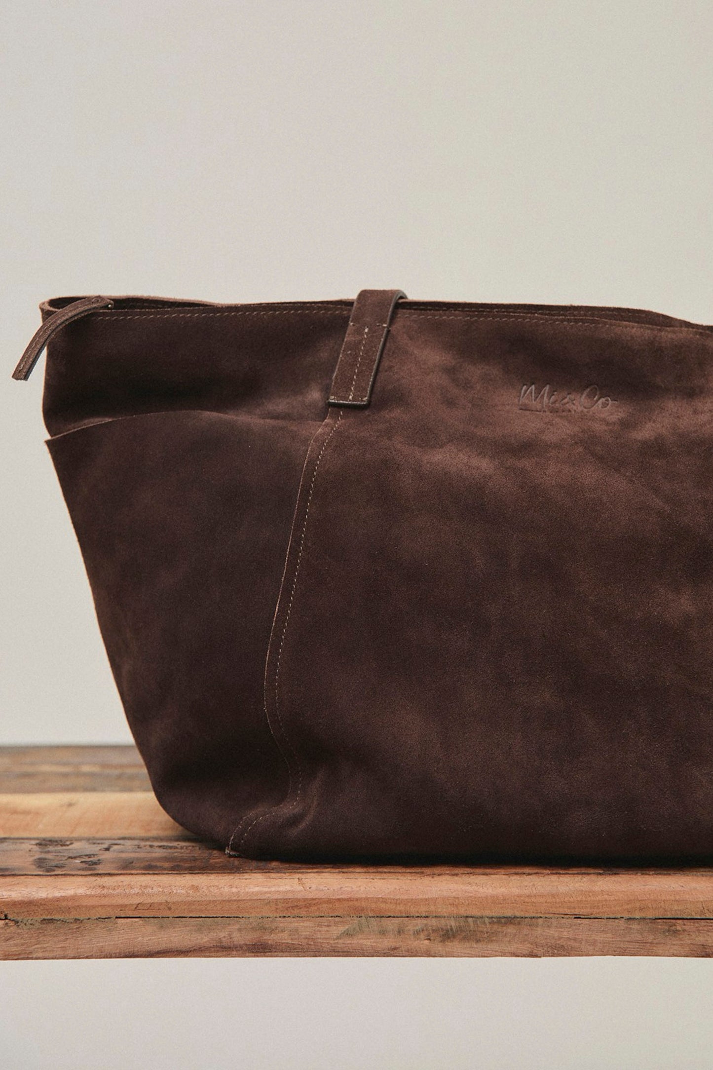 Mi & Co Pukas Surf Shop brown suede shopper bag spacious relaxed structure