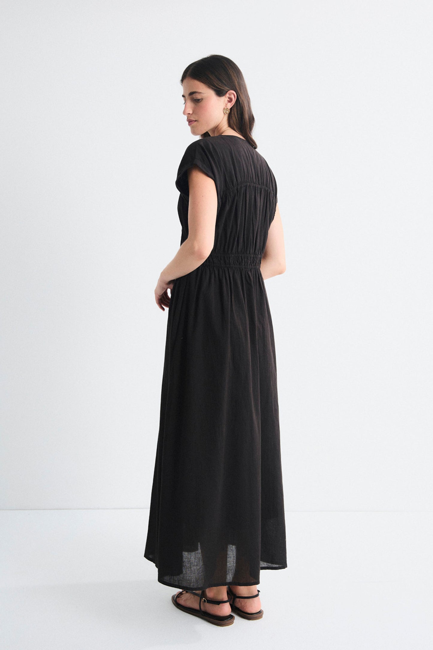 MUS & BOMBON Greta black sleeveless dress for women - V-neckline and tie-front detail at Pukas Surf Shop