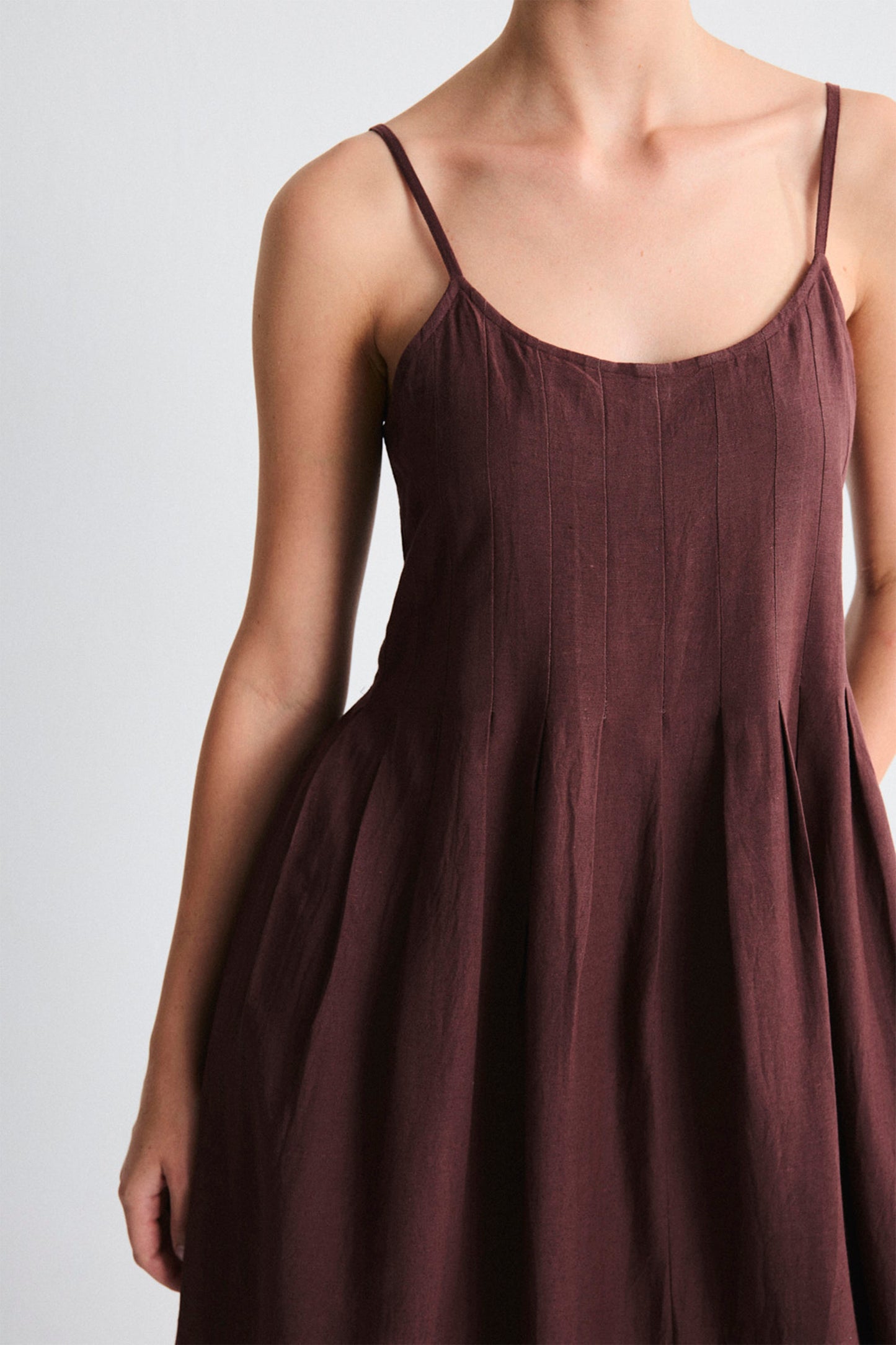 MUS & BOMBON Soleil dress in brown - pleated midi dress