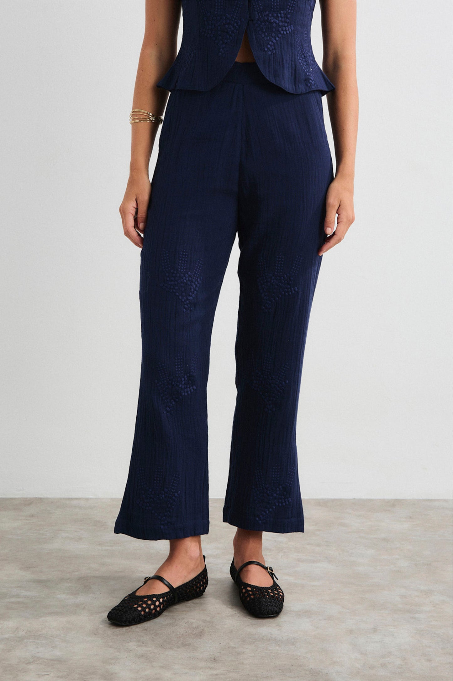 MUS & BOMBON Aroa ballet flat in black - perforated leather shoe