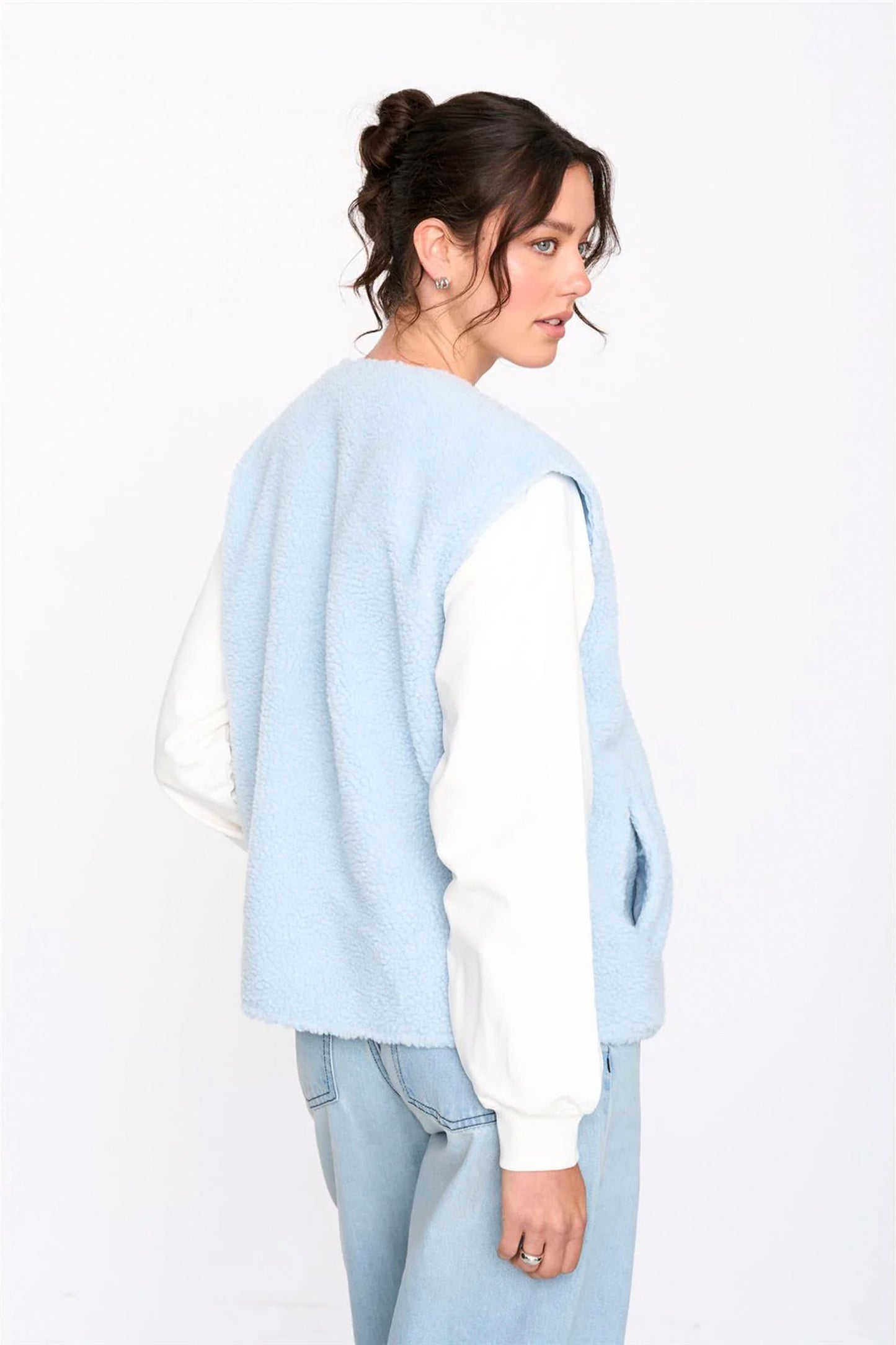 24COLOURS blue vest for women - back view showing clean lines