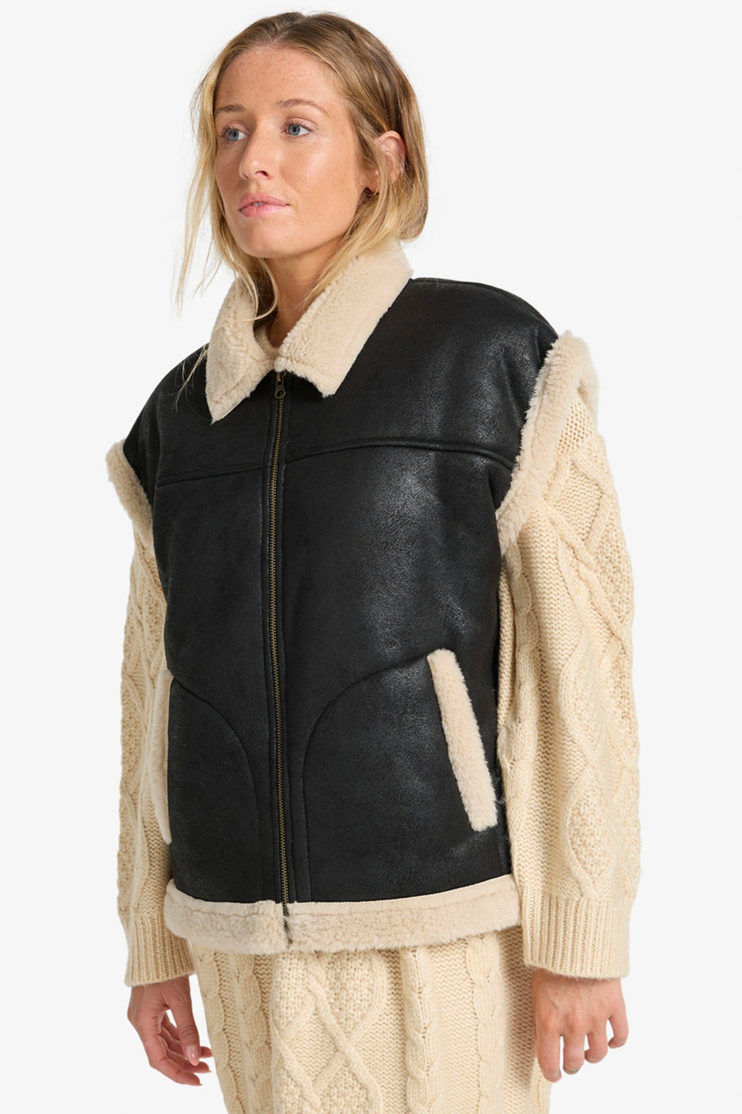Pukas Surf Shop Billabong Night Light fleece jacket black pebble sherpa texture