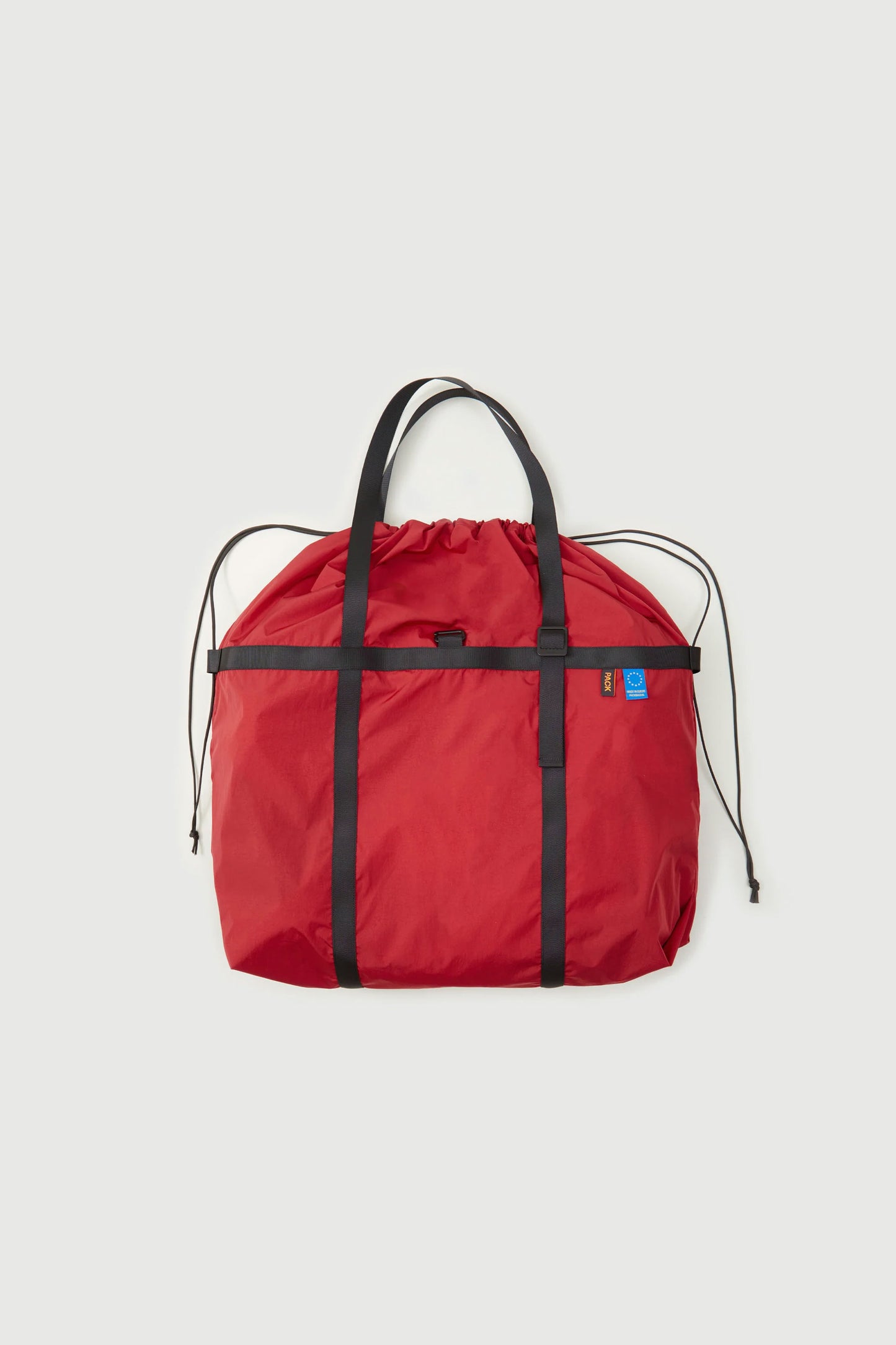 Pukas Surf Shop Packbags Carry-All XL Weekender in Iron Red