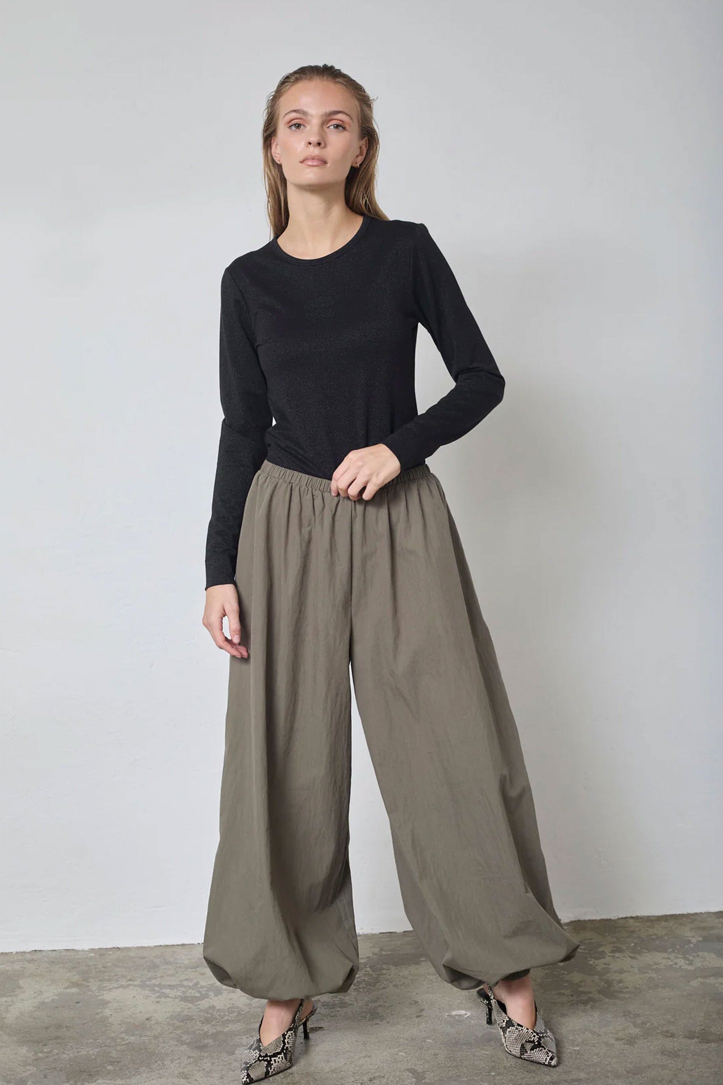 Pukas Surf Shop Co'Couture AcasiaCC Balloon Pant 41122 in Army