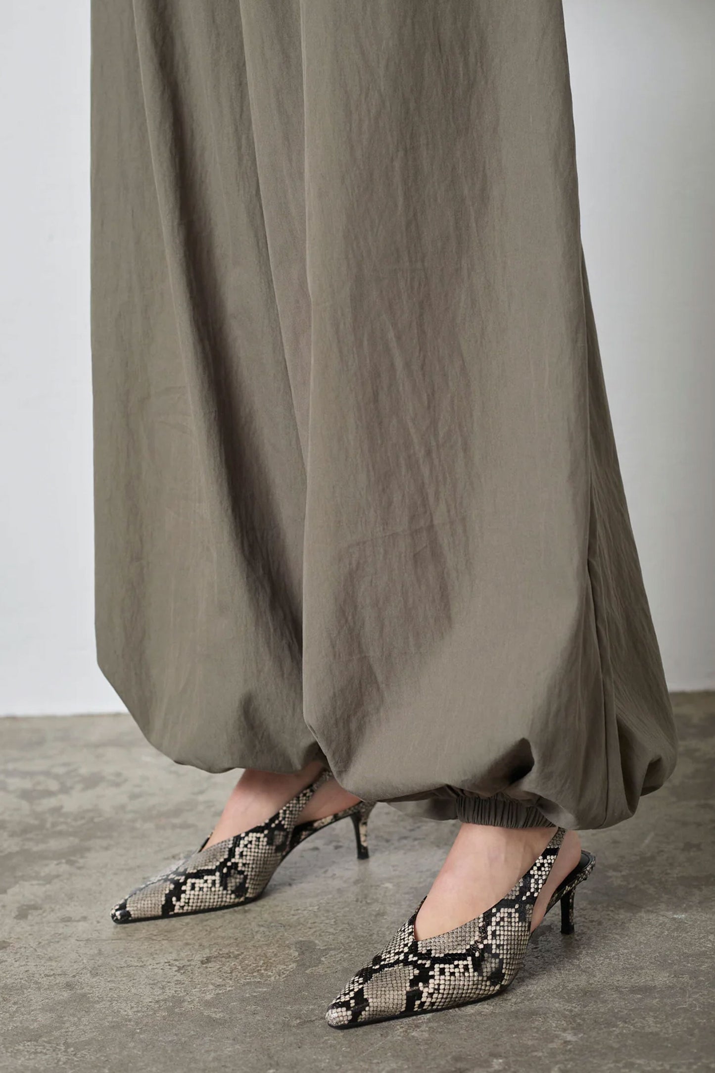 Pukas Surf Shop Co'Couture AcasiaCC Balloon Pant 41122 in Army