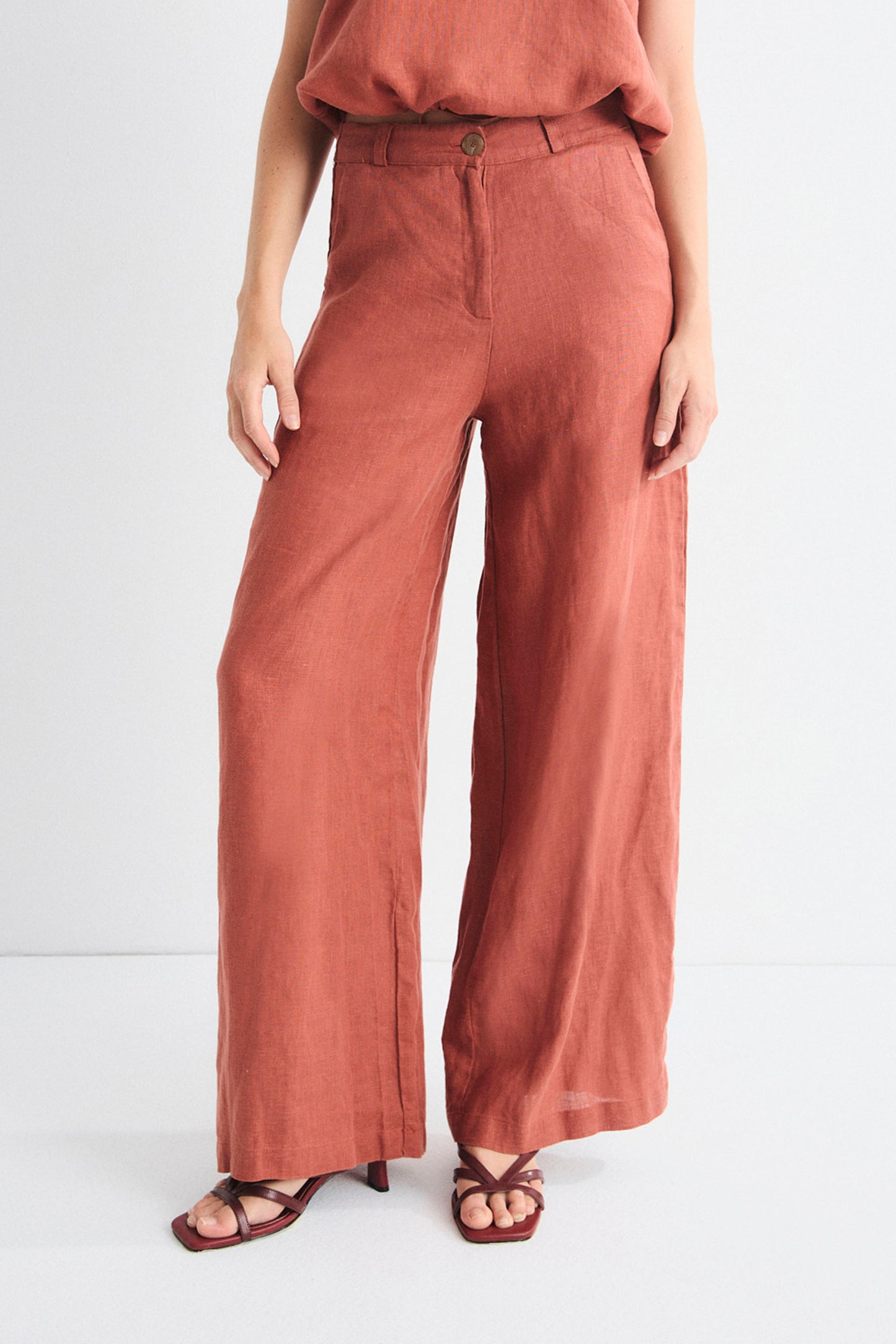 MUS & BOMBON Bobby red linen pants for women - tailored fit front view at Pukas Surf Shop