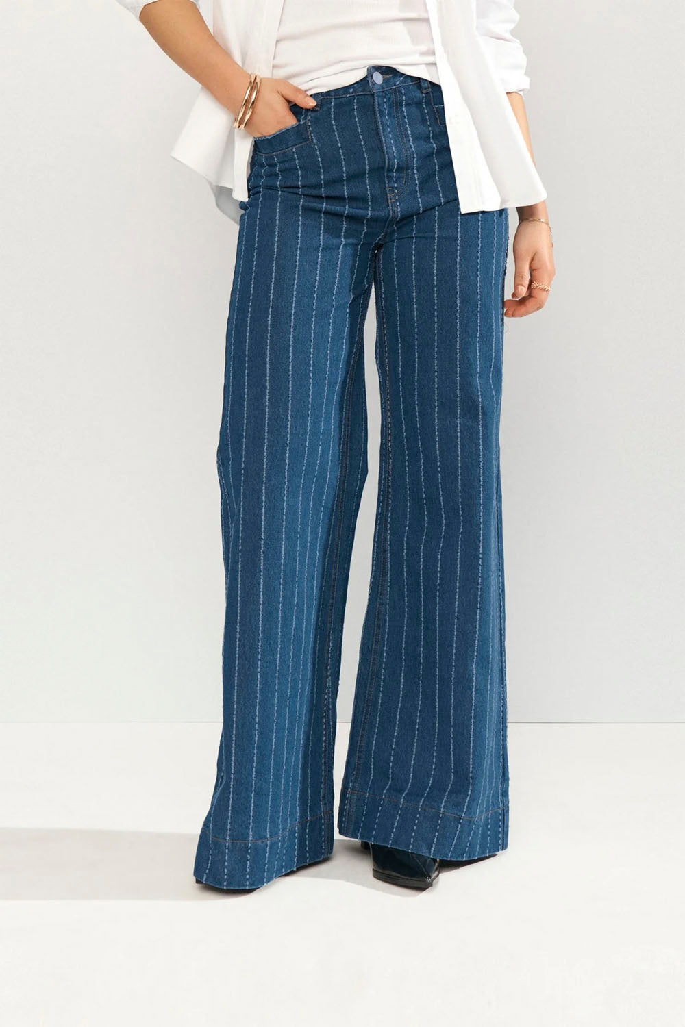 NÜMPH Nuatlanta High Rise Jeans in Medium Blue Denim – women's high-waist denim jeans, available at Pukas Surf Shop