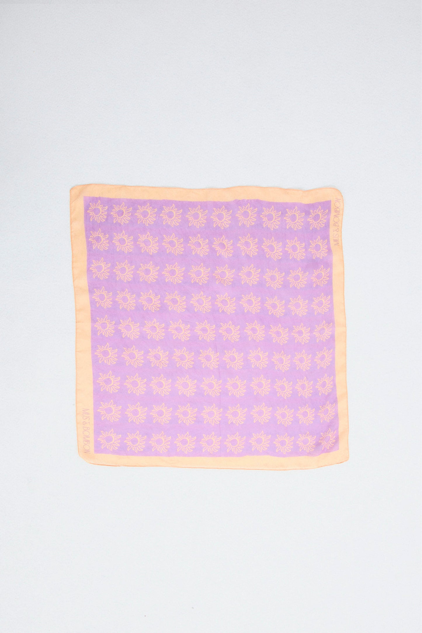 Pukas Surf Shop – Women's Mus & Bombon Kinic Light Scarf in Fuchsia, styled view