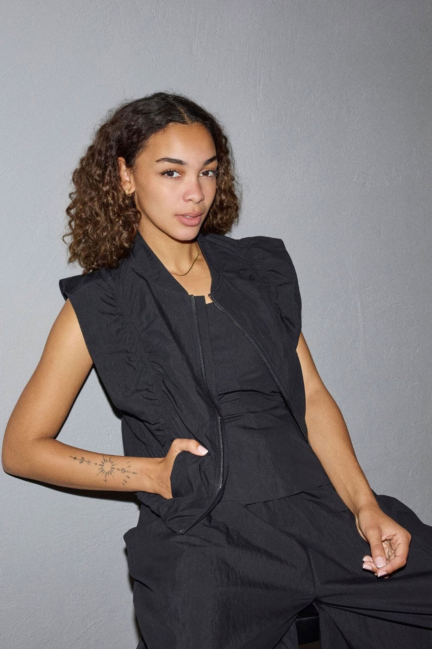 Pukas Surf Shop Co'Couture Acasiacc Waistcoat 40042 in Black