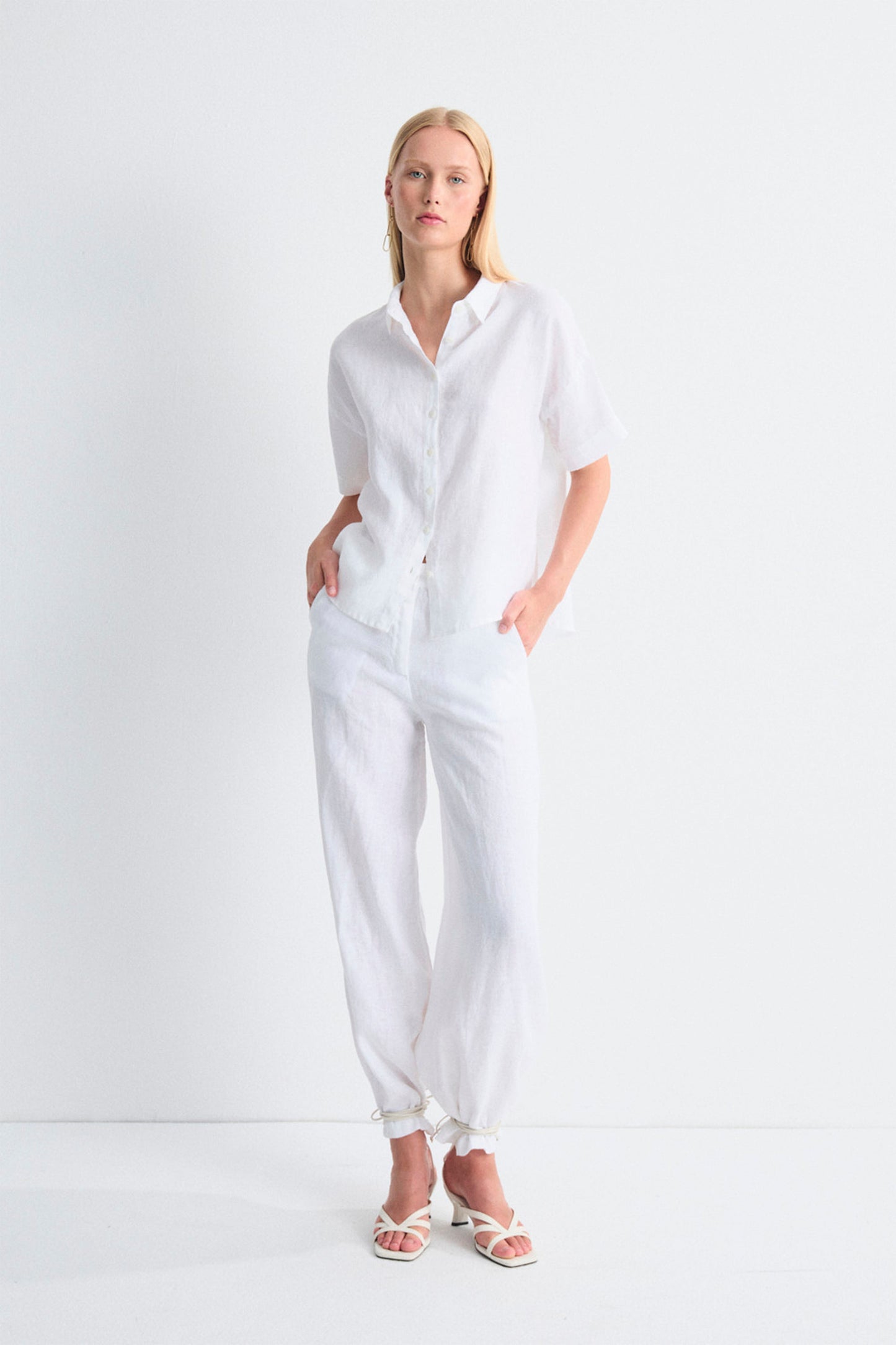 MUS & BOMBON Bobby white linen shirt for women - relaxed fit front view at Pukas Surf Shop