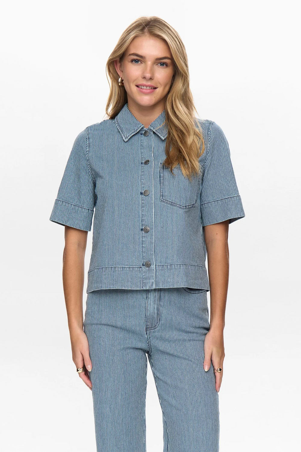 NÜMPH Nuerina Shirt in Medium Blue Denim – women's relaxed fit denim shirt, available at Pukas Surf Shop