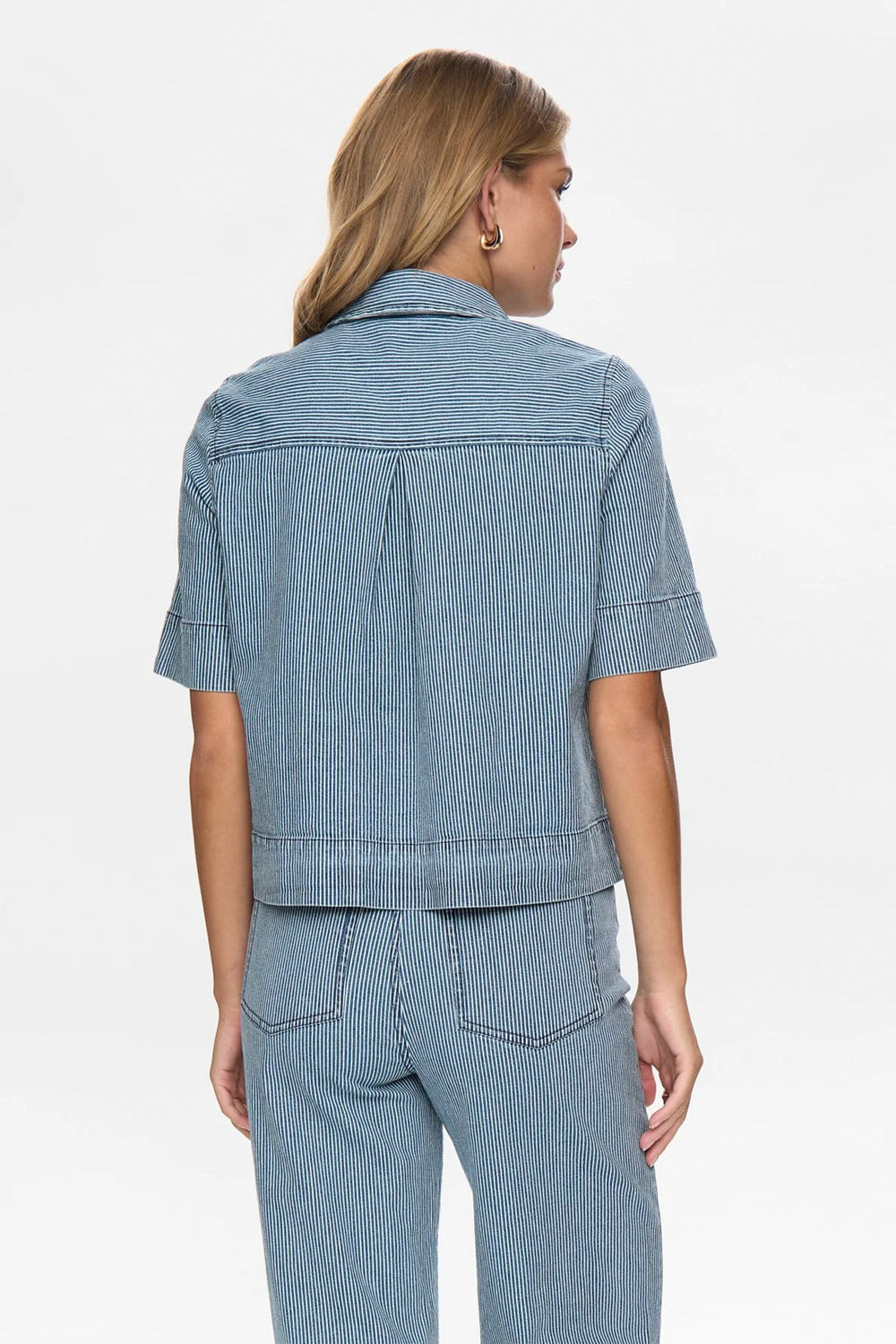 NÜMPH Nuerina Shirt in Medium Blue Denim – women's relaxed fit denim shirt, available at Pukas Surf Shop