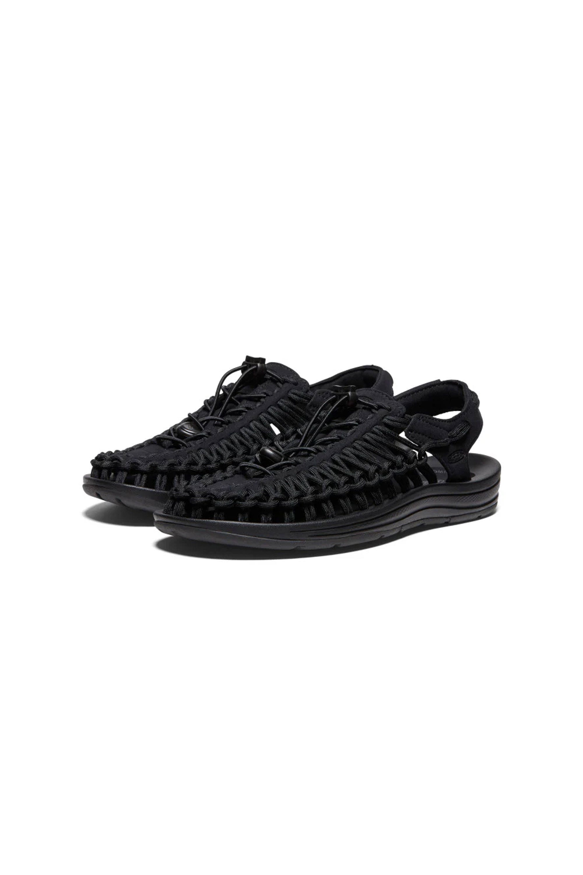 KEEN UNEEK BLACK WOMAN | Shop at PUKAS SURF SHOP