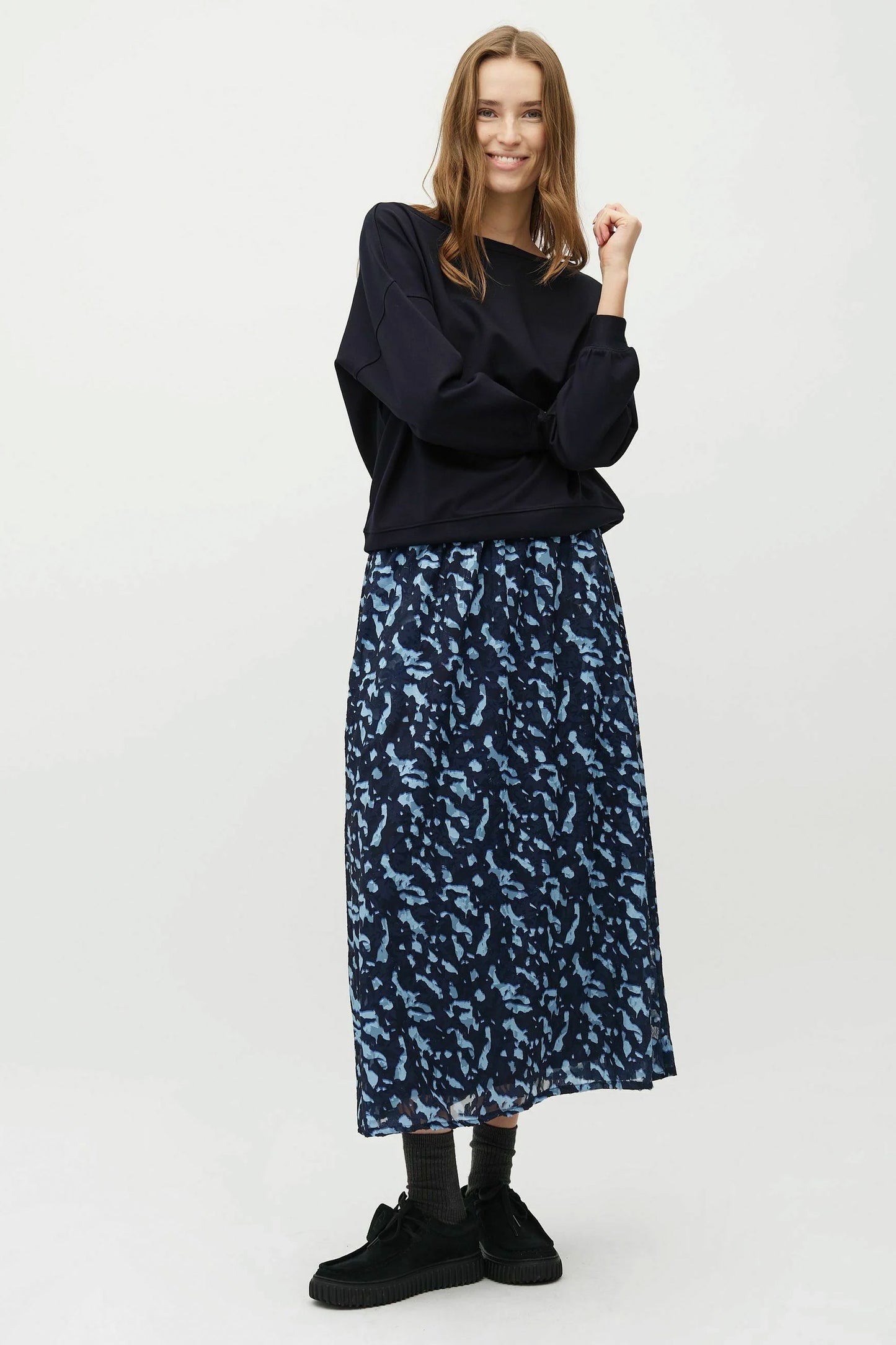 Pukas Surf Shop mbyM women’s printed midi skirt in night sky pattern
