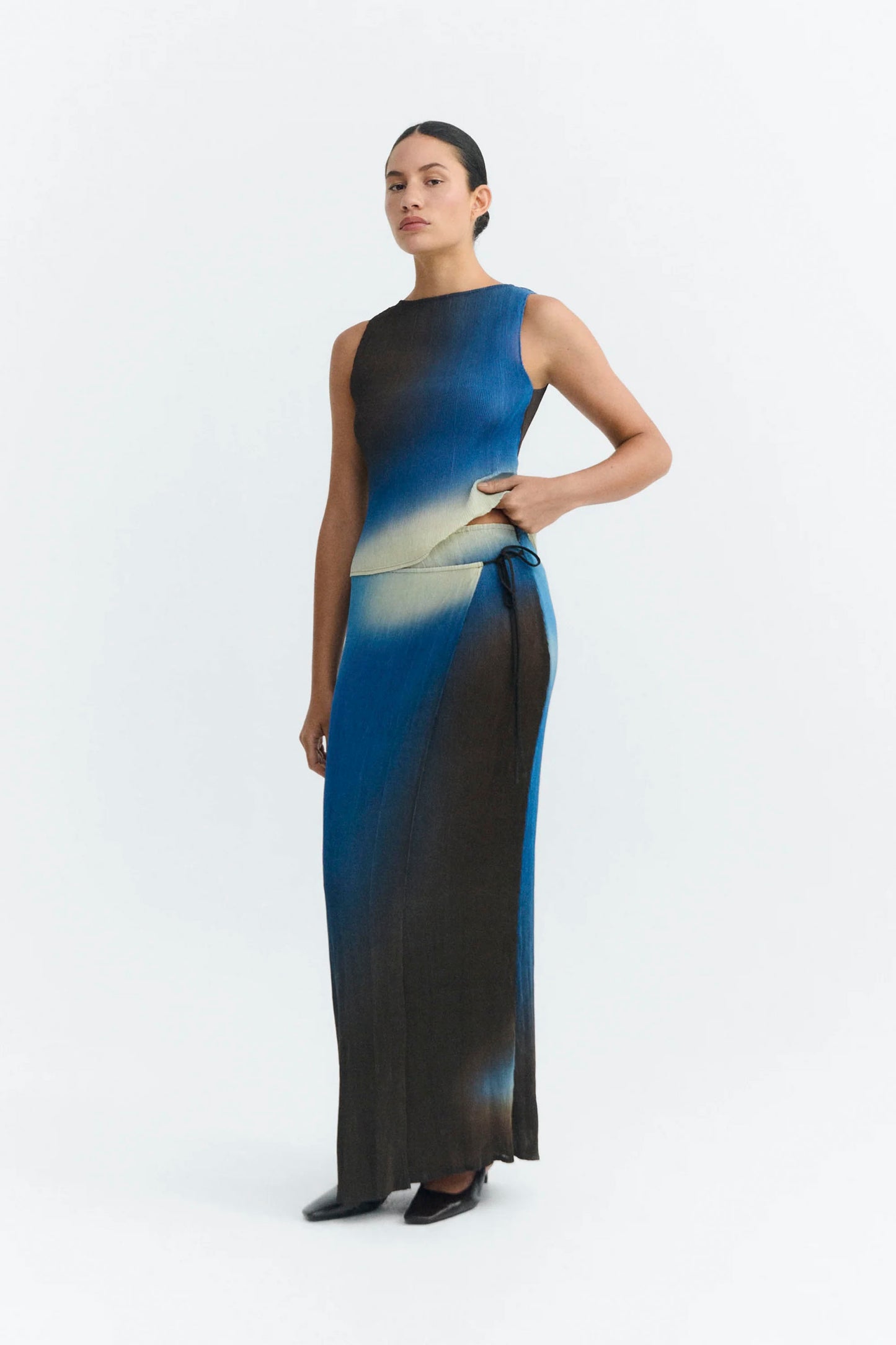 THINKING MU pleated skirt glass - sustainable women's clothing at Pukas Surf Shop
