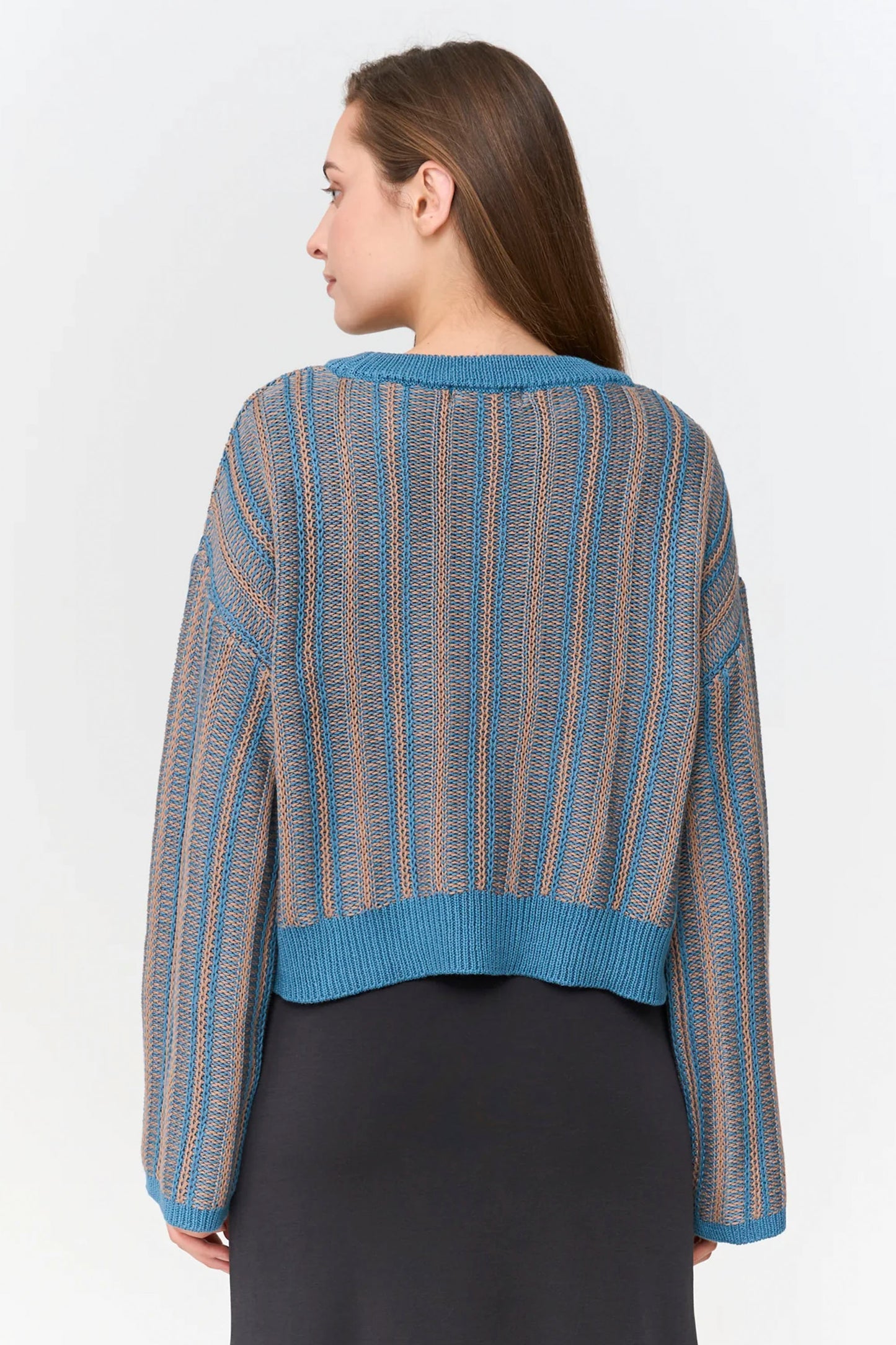 24 Colours Pukas Surf Shop soft relaxed sweater cozy drape everyday style