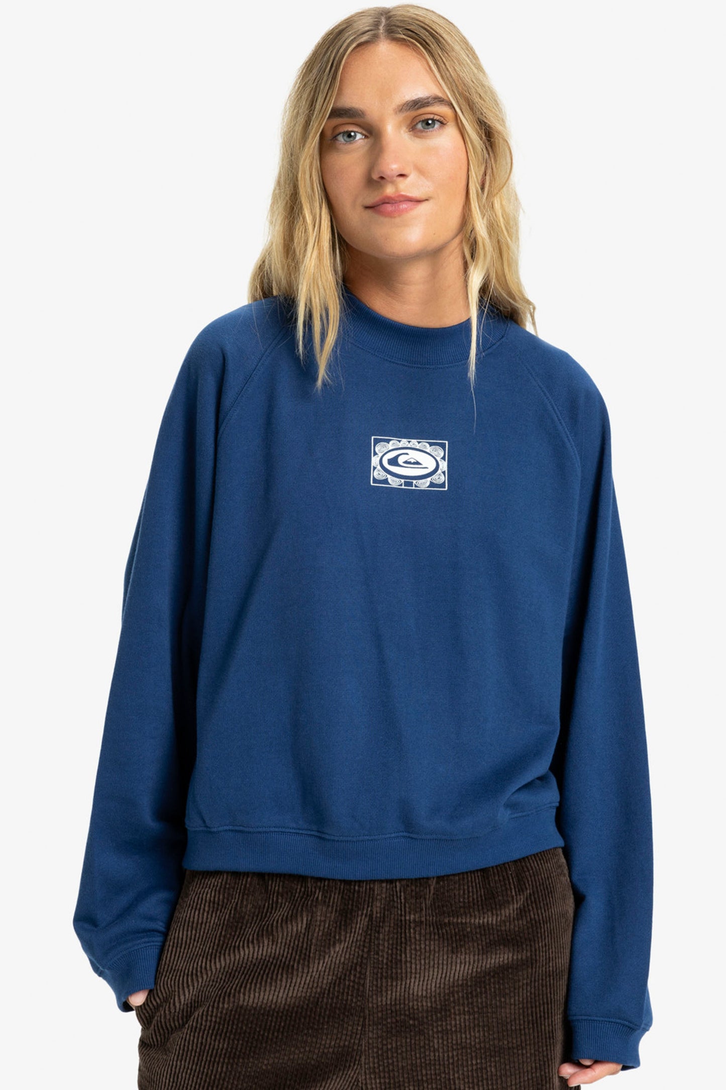 Pukas Surf Shop Quiksilver women’s oversized crew sweatshirt estate blue vintage wash contrast prints