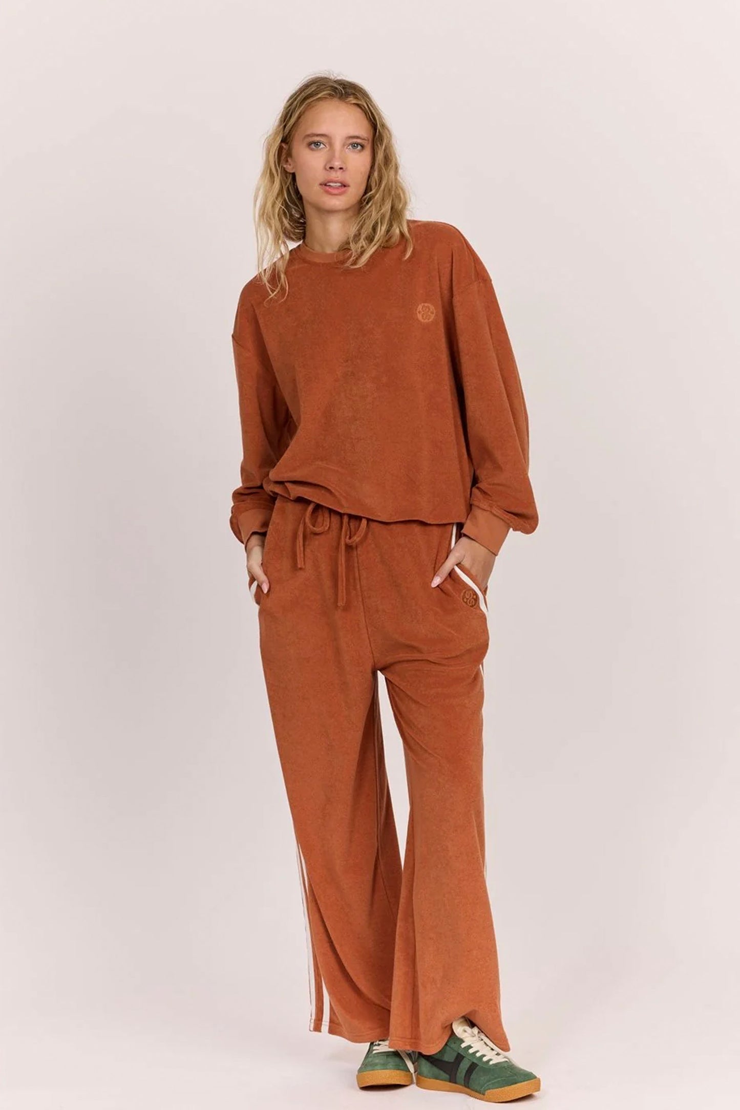 Pukas Surf Shop Sisstrevolution West Shore Terry Fleece terracotta relaxed crew layer