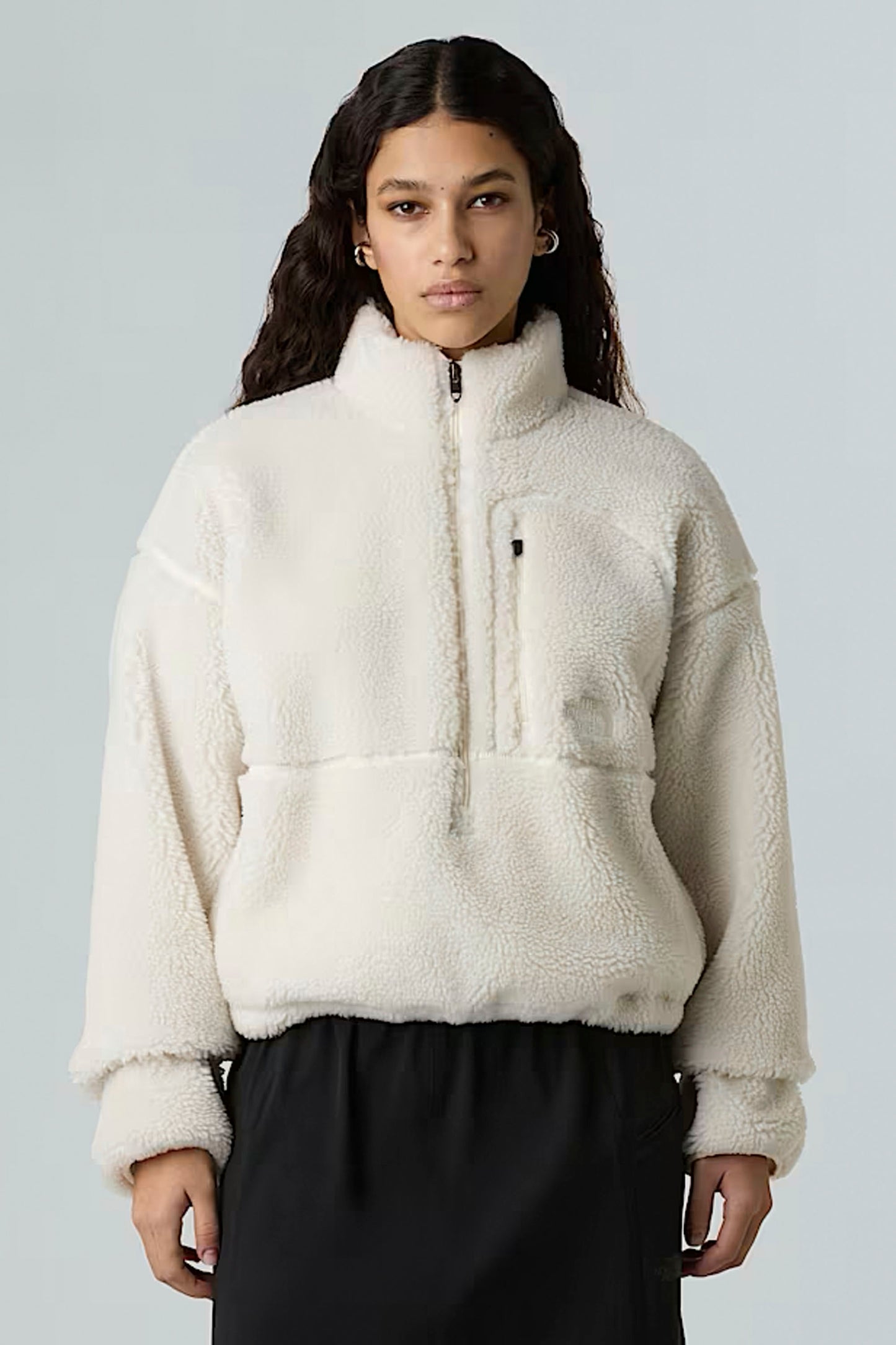 Pukas Surf Shop The North Face Women's Extreme Pile Pullover Fleece in White Dune