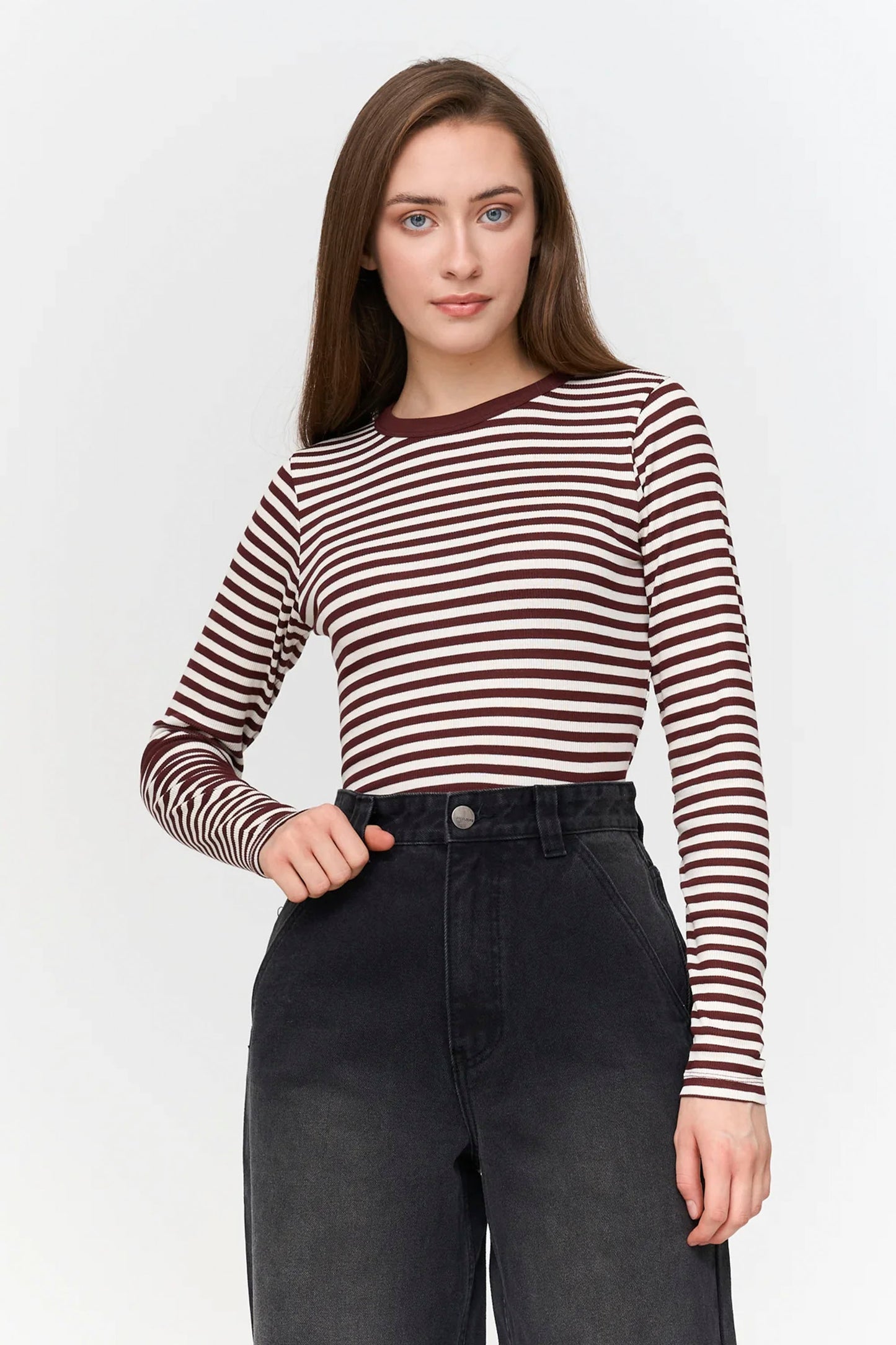 24 Colours Pukas Surf Shop striped tee relaxed drape soft texture everyday style