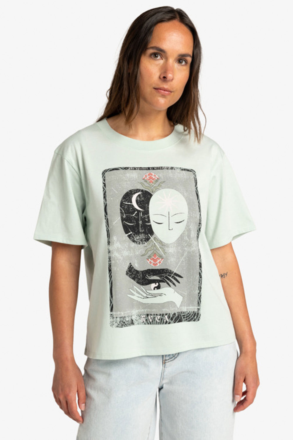 Pukas-Surf-Shop-Woman-Tee-Rvca-Moon-And-Stars-green