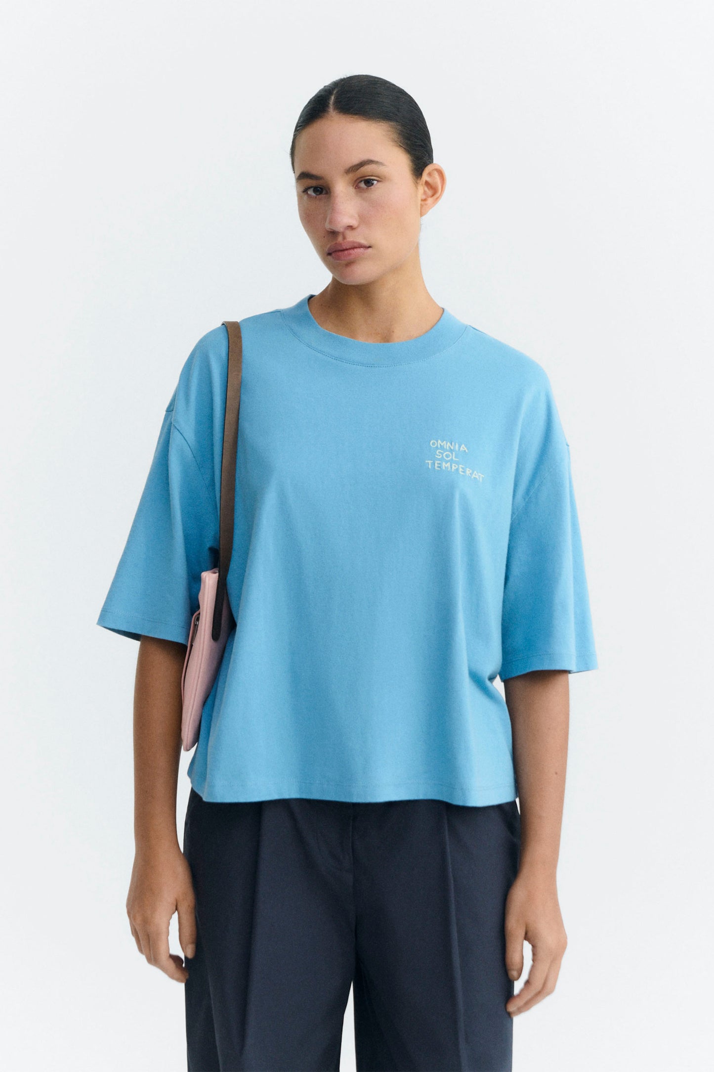 Thinking Mu Lena Tee Omnia Sol in Dark Dusk — women's organic cotton tee, relaxed fit at Pukas Surf Shop