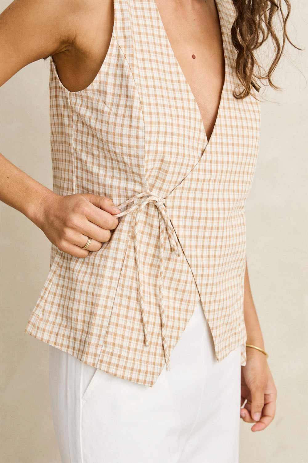 RHYTHM London Check Vest Natural | Shop at PUKAS SURF SHOP