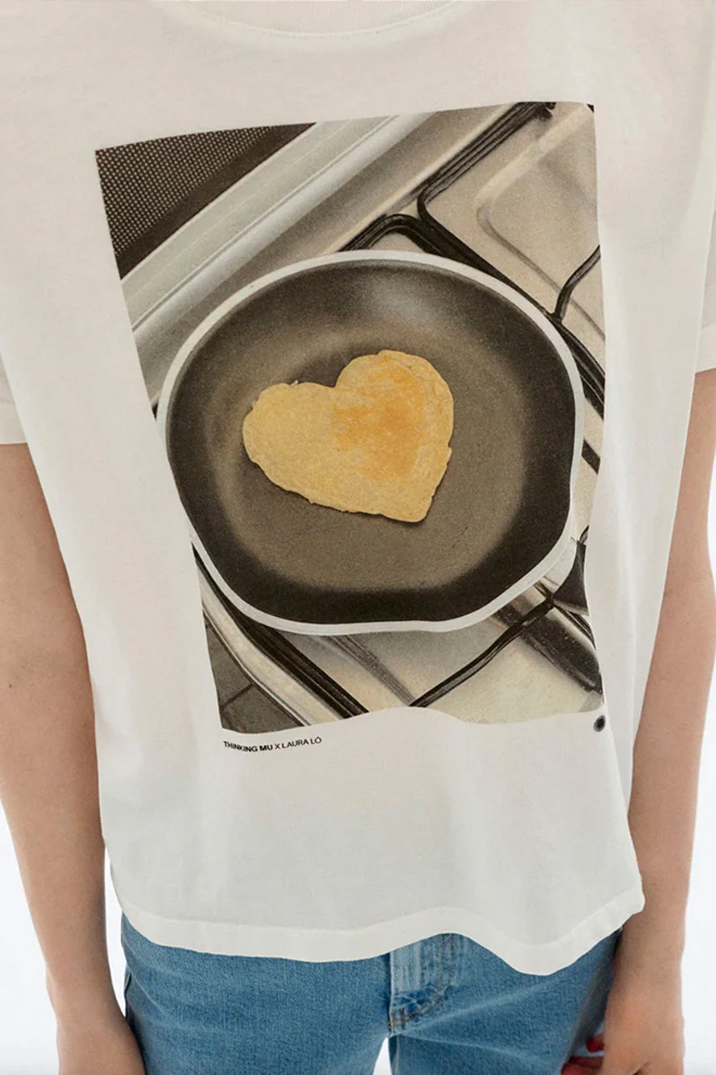 Pukas Surf Shop Thinking Mu women’s graphic tee Pancake Ida
