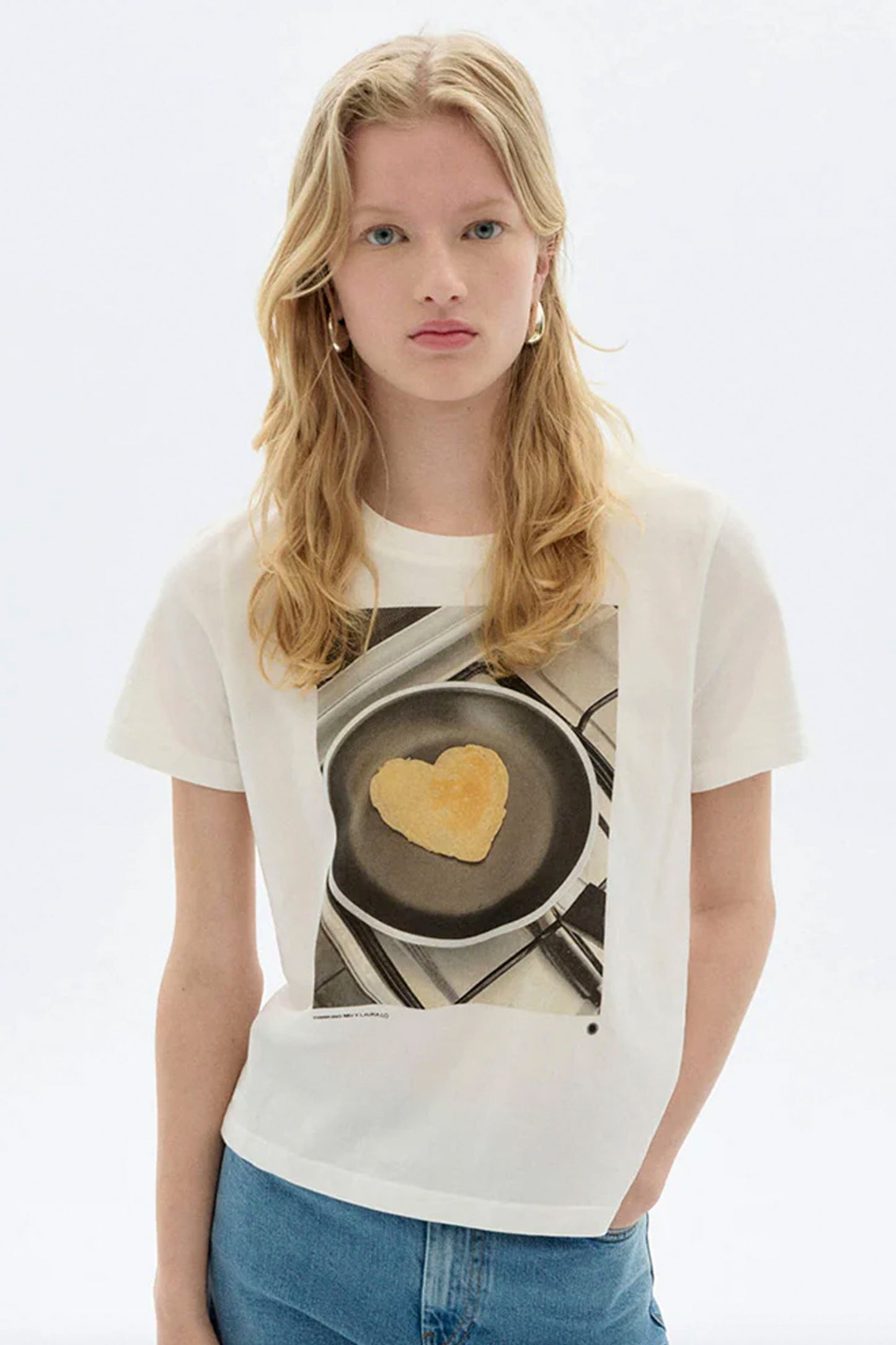 Pukas Surf Shop Thinking Mu women’s graphic tee Pancake Ida