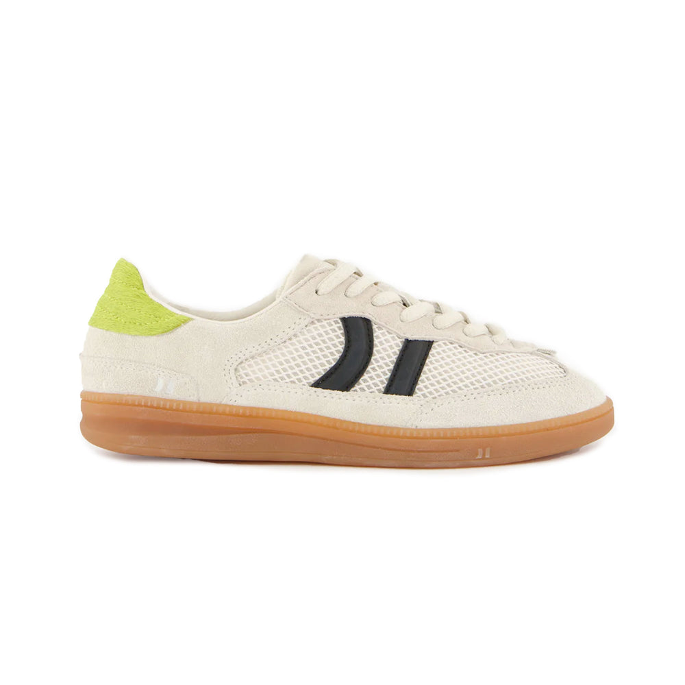 Pukas-Surf-Shop-coolway-baresi-white-woman-footwear