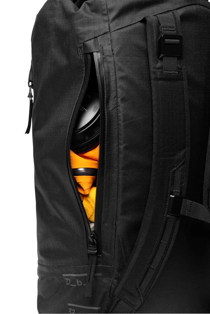 
                  
                    Db - ESSENTIAL ROLLTOP BACKPACK 32L
                  
                