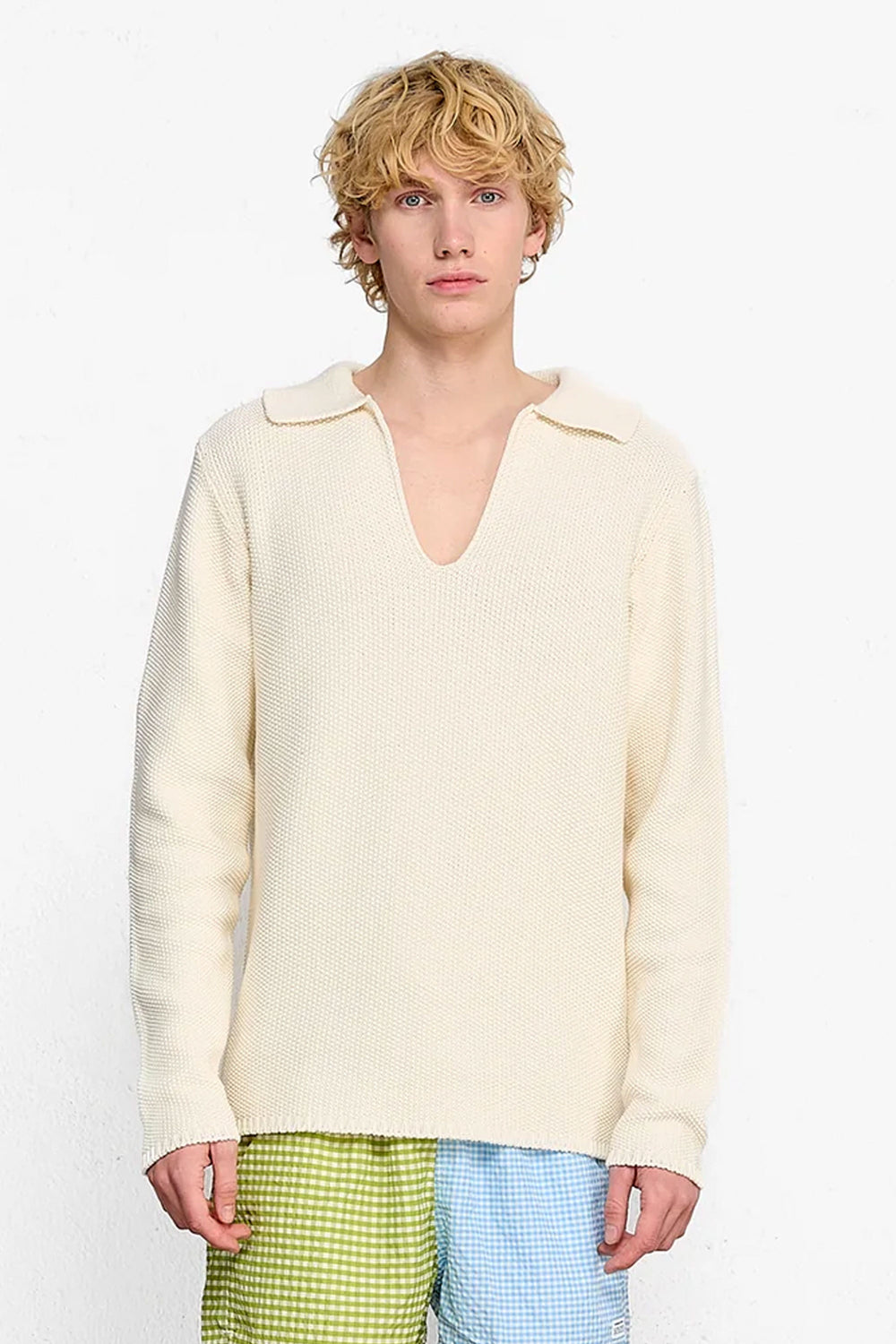 Pukas-Surf-Shop-edmmond-sweater-man-dofleini-off-white